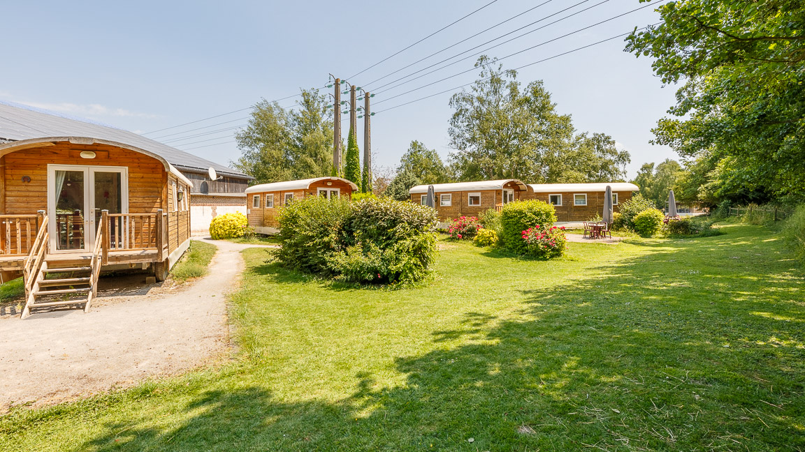 Roulotte 1 : une échappée belle en Picardie à Beauchamps — chambre