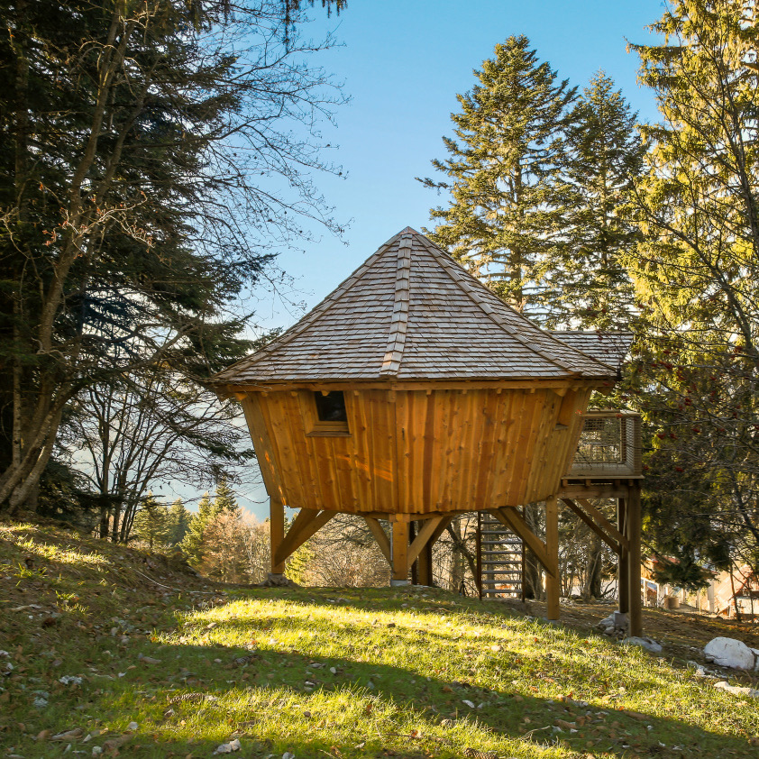 Cabane La Bordée : une expérience suspendue dans les arbres — Cabane à Saint Pierre De Chartreuse