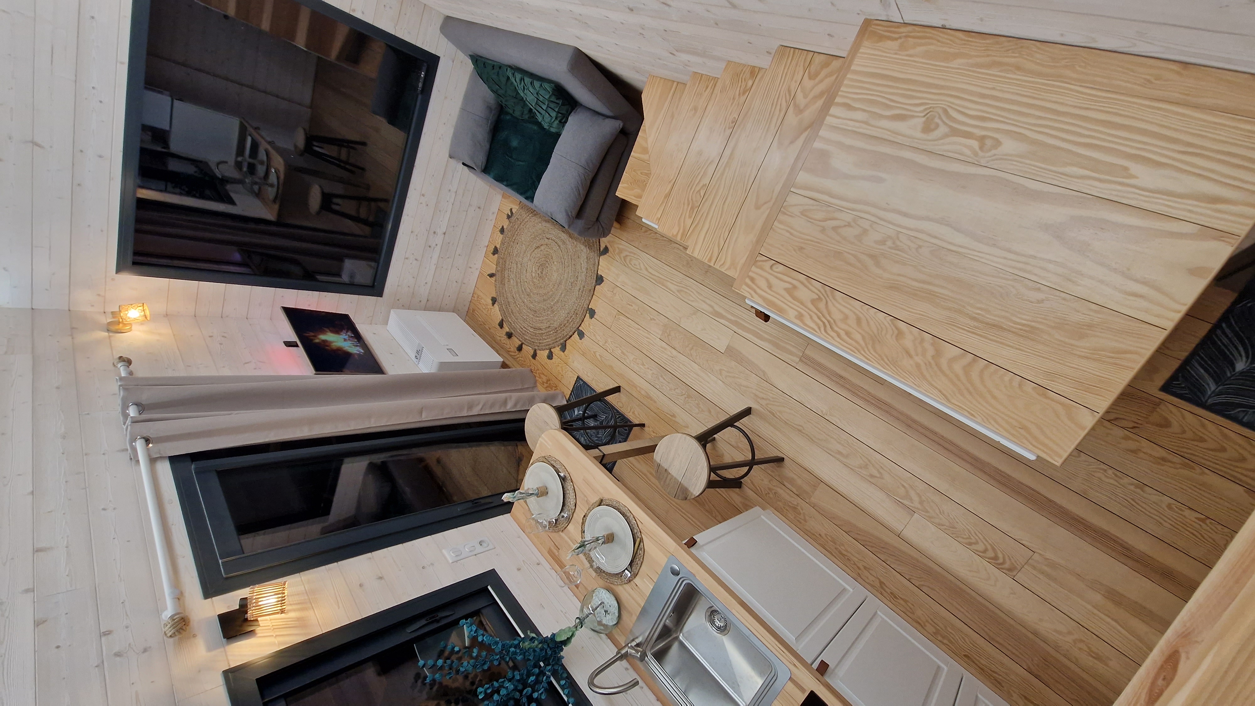 La Tiny de Clem & Spa : un cocon moderne en Midi-Pyrénées à Figeac — détail architectural