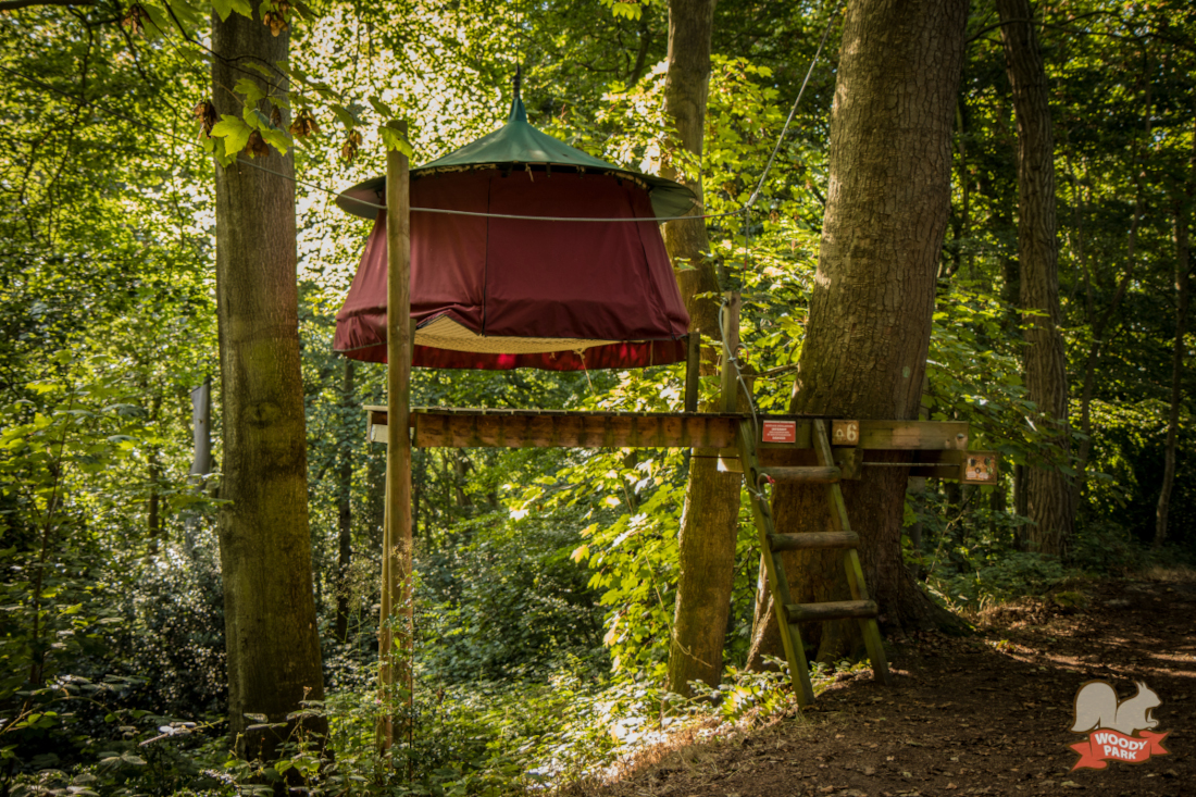 Tente suspendue Woody Park — Nuit en pleine forêt à Seine-Maritime à Rouen — vue intérieure