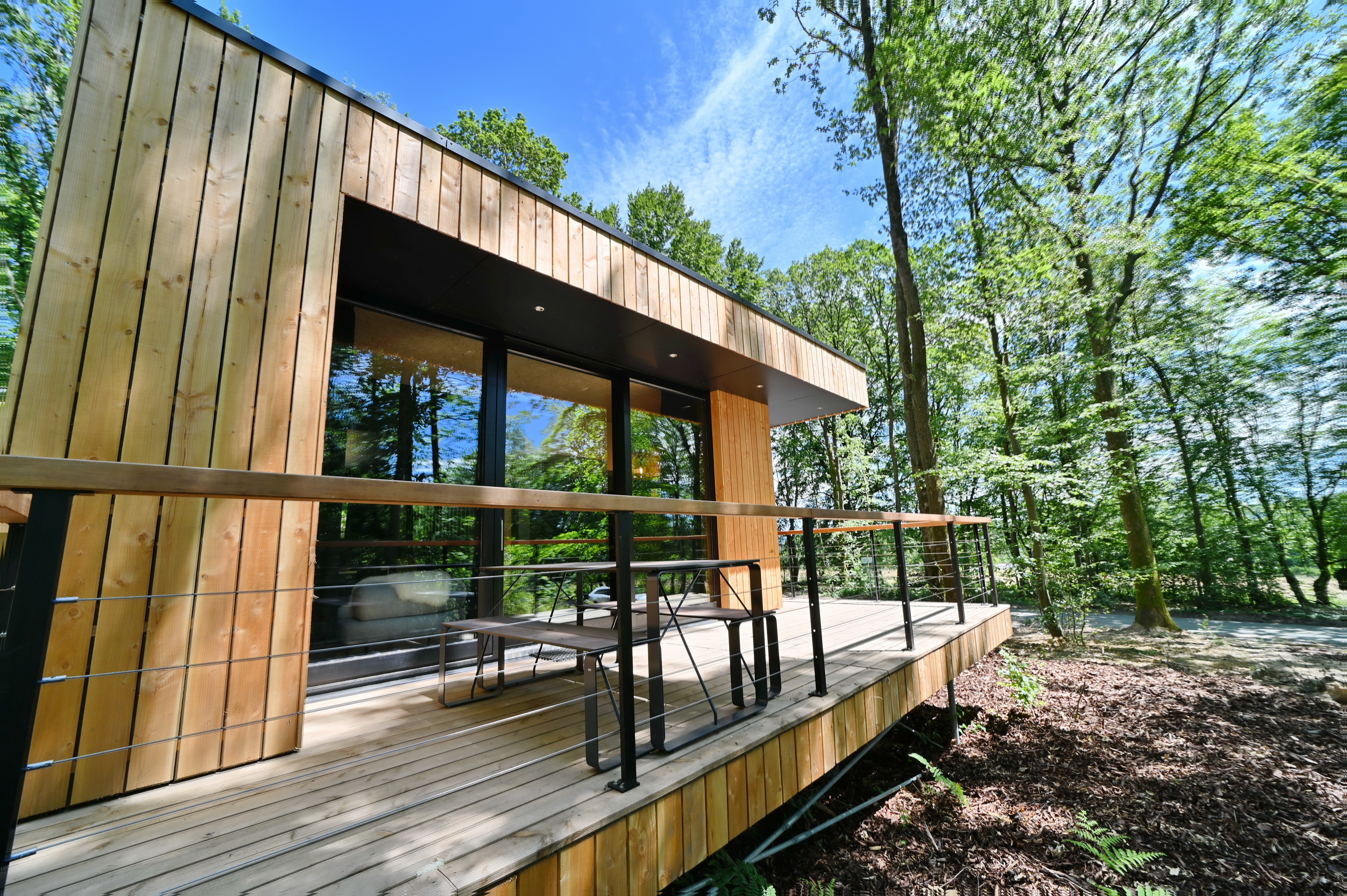 Photo 3/9 — Ecolodge « Forest Cube — Ecolodge avec spa à Namur » à Namur Wallonie