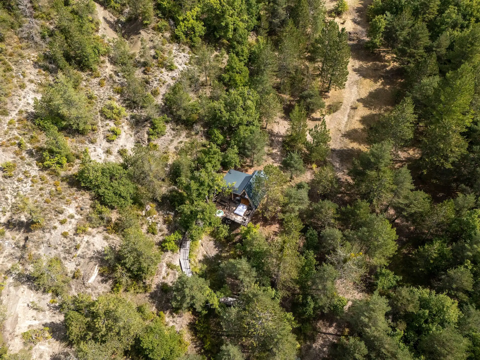 Petite Buëch — Cabane dans les arbres avec spa à Hautes-Alpes à Gap — vue depuis la terrasse