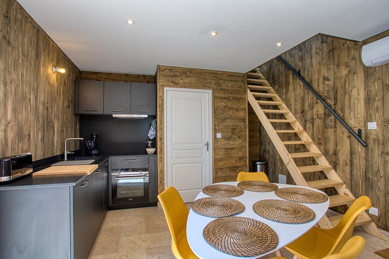 Cabane Spa des Pins — Luxe et spa privatif en Dordogne à Coursac — salle de bain