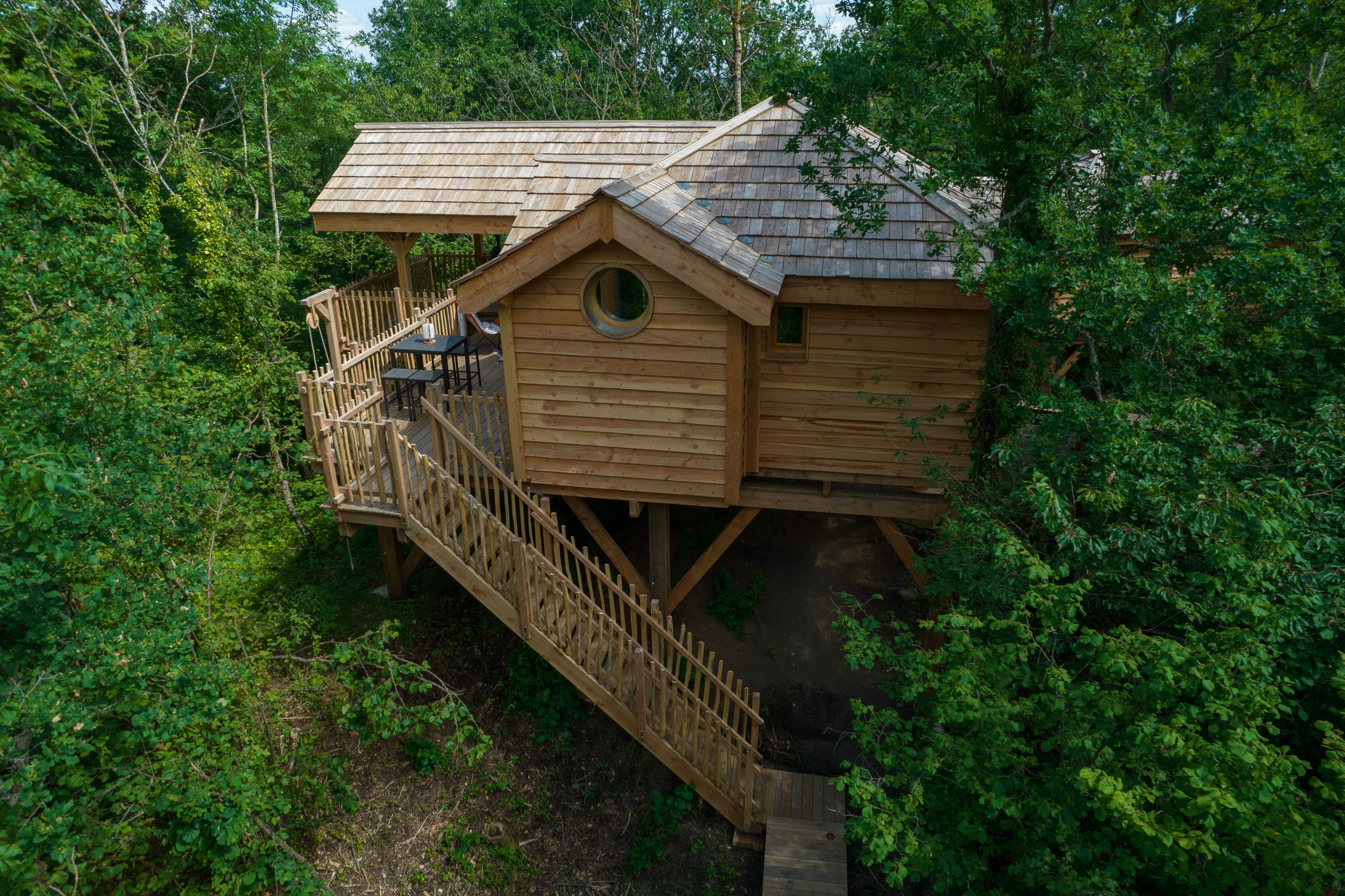 Le Temps d'un Rêve — Dôme avec Spa & Sauna à Puy-de-Dôme à Clermont-Ferrand — chambre