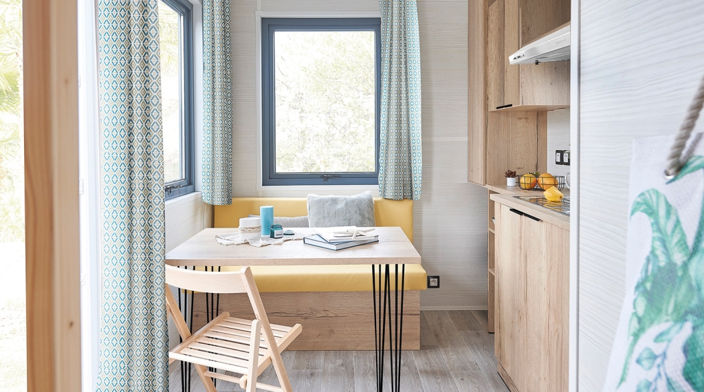 Tiny house moderne au cœur de la nature en Midi-Pyrénées à Sarrecave — chambre
