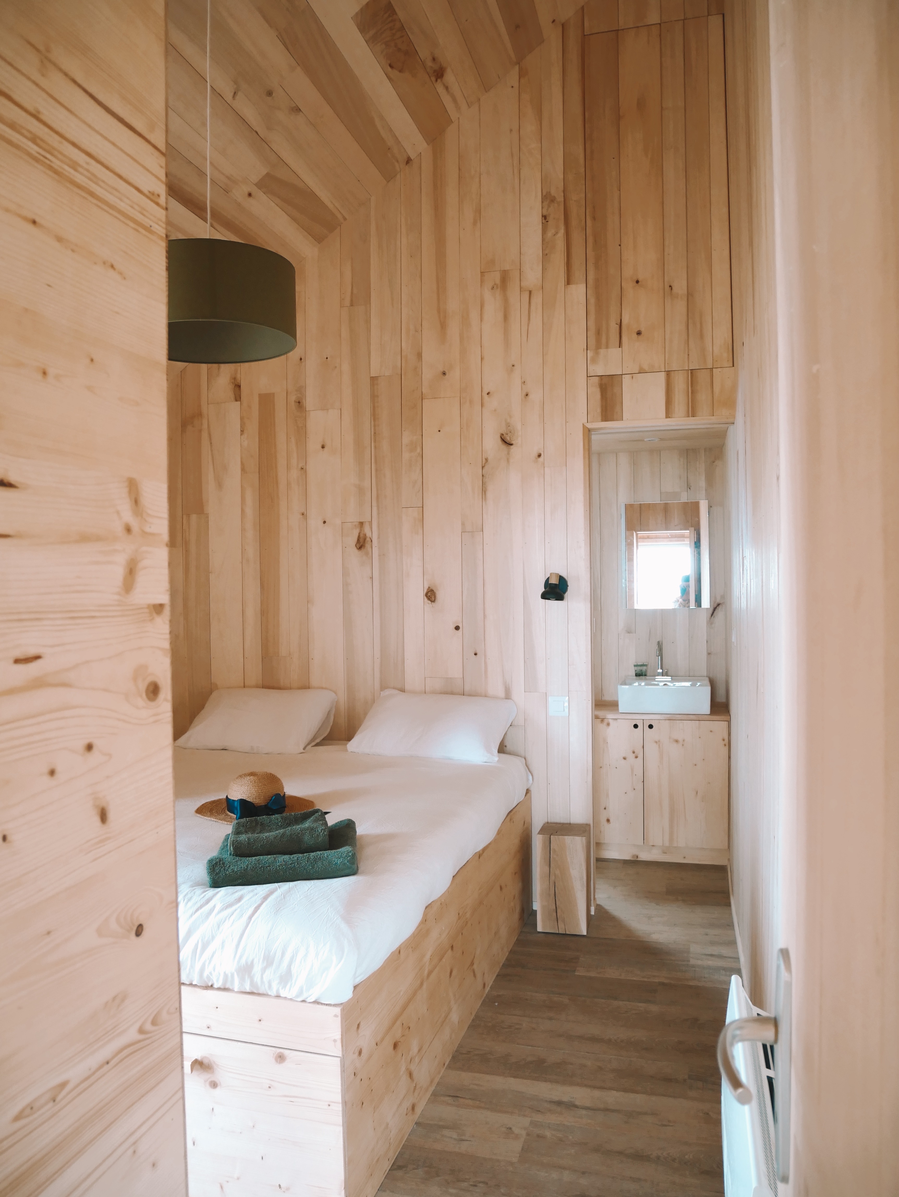 Les Maisons en Bois — Chalet avec spa à Dordogne à Alles-sur-Dordogne — détail architectural