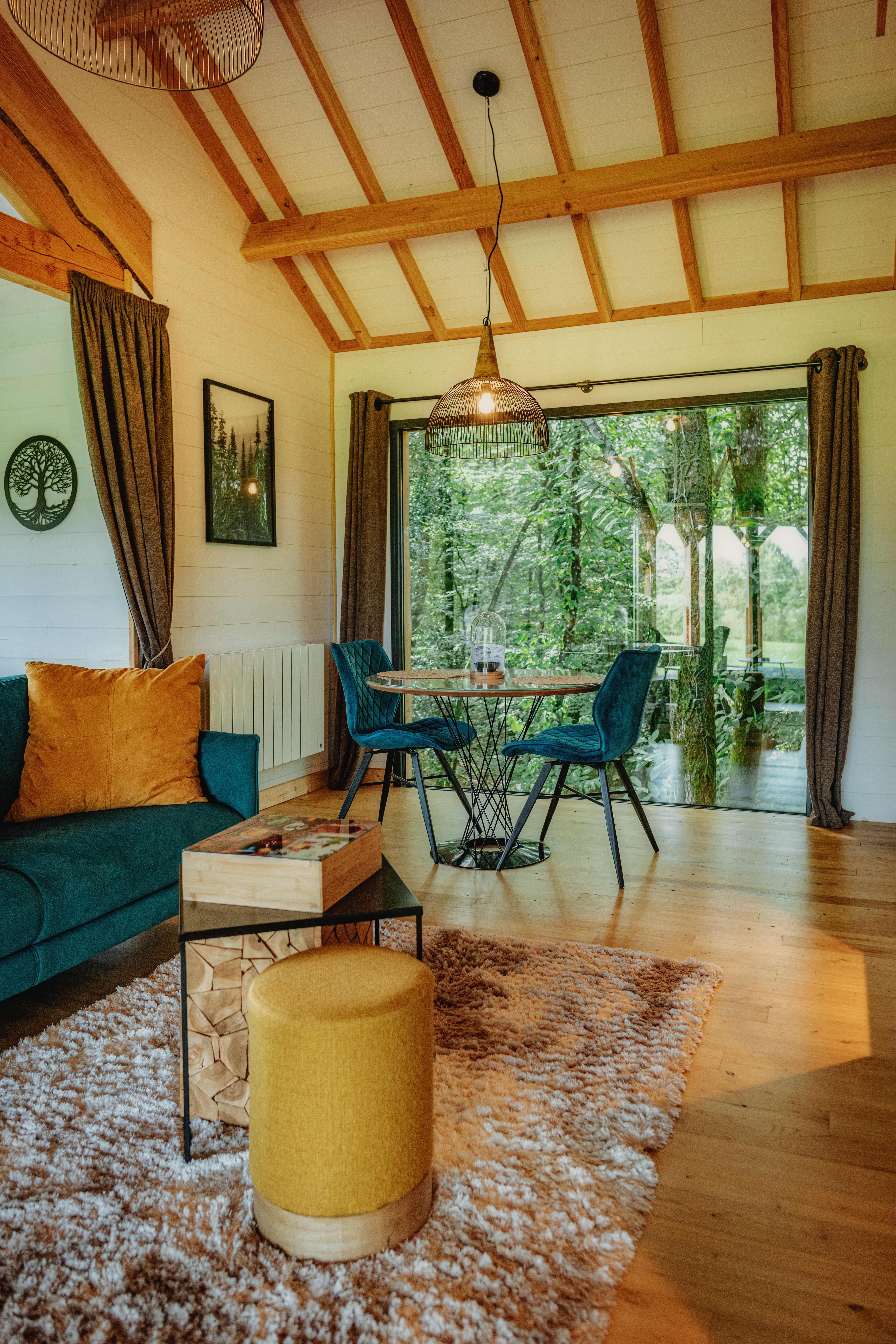 La Cabane Perchée : une expérience unique en Bretagne à Gomené — espace de vie