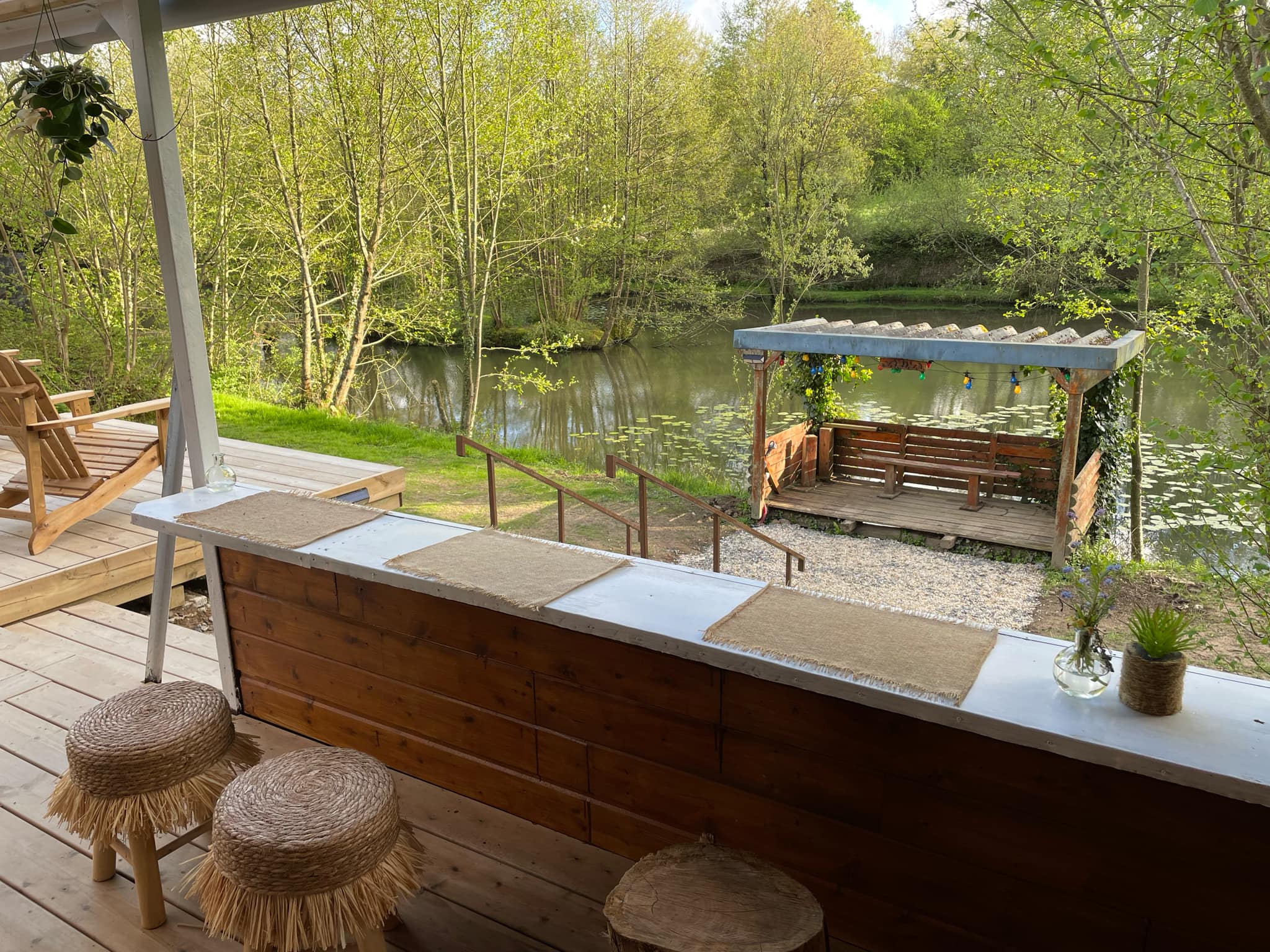 Le Lodge de Saint Jean — Cabane avec spa à Saint Jean (Manche) à Saint-Lô — vue depuis la terrasse