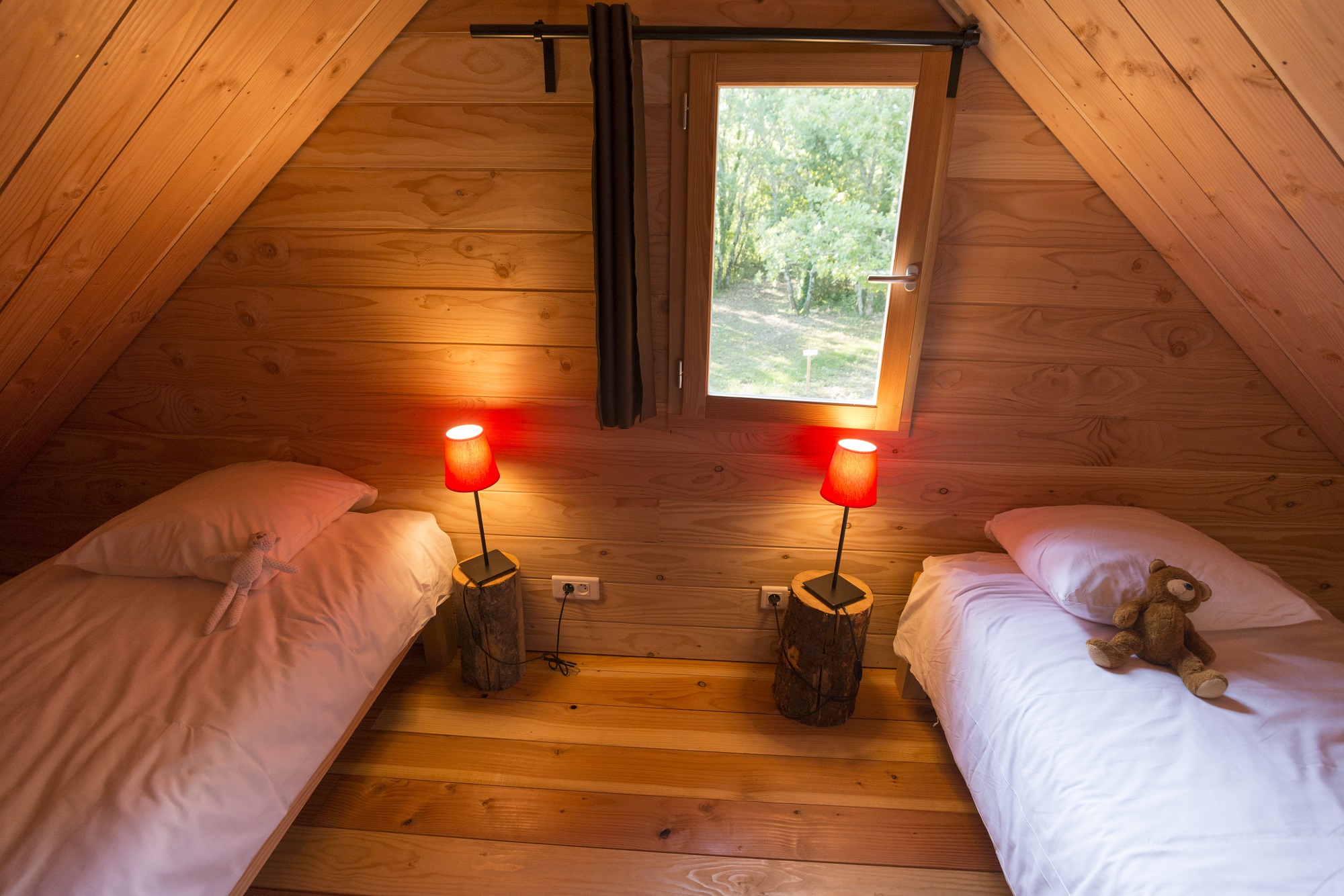 Cabane I Sud Ardèche : une immersion au cœur de la nature à Vagnas — environnement naturel