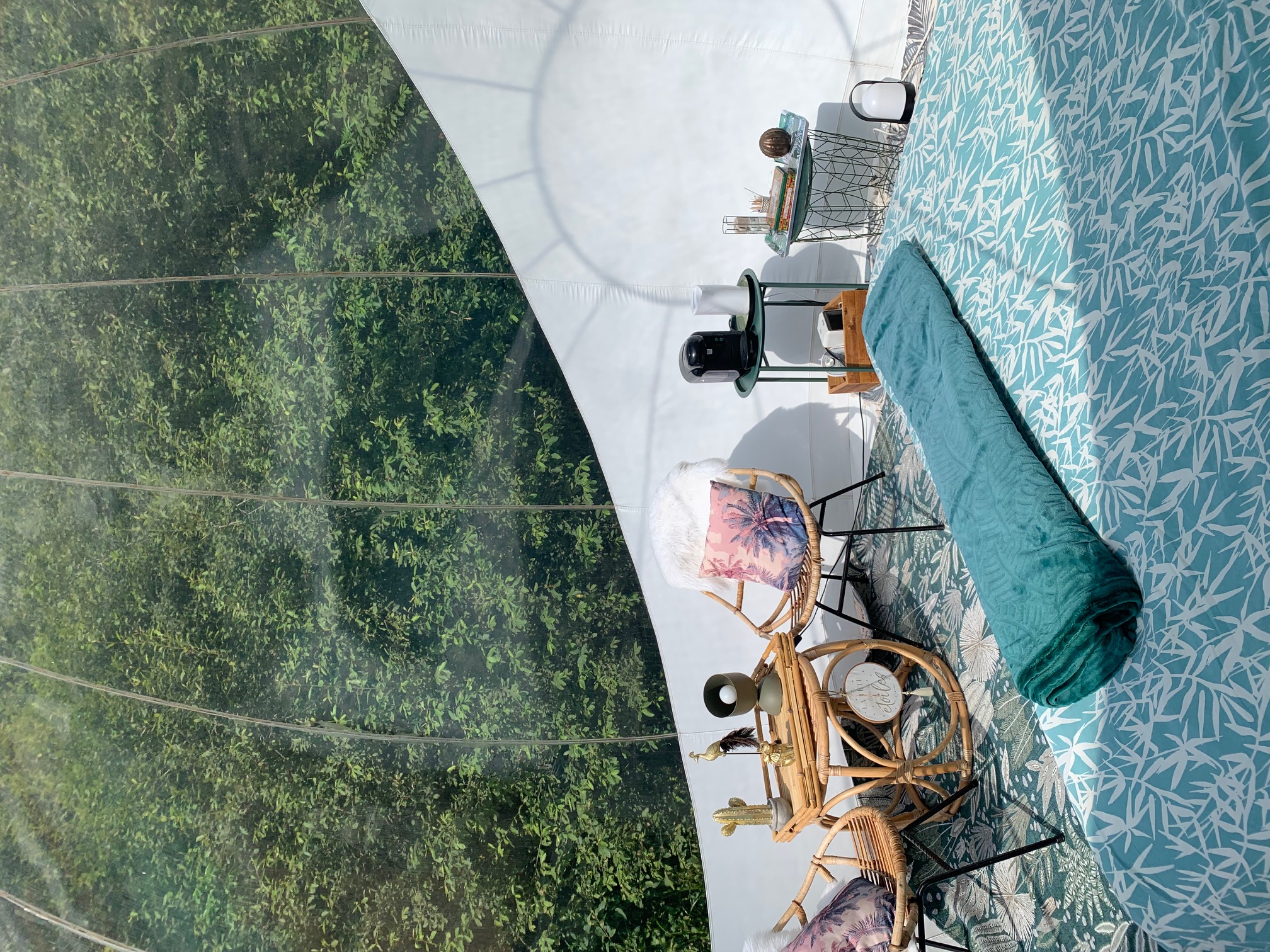 Évasion dans une bulle spa So'Green en Dordogne à Lanouaille — salle de bain