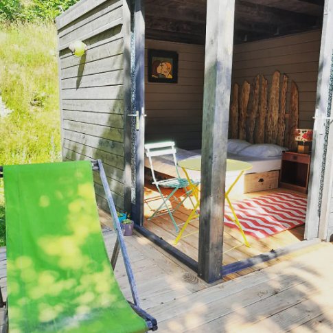 Cabane Linaigrette — Escapade nature avec spa à Cantal à Saint-Flour — espace de vie