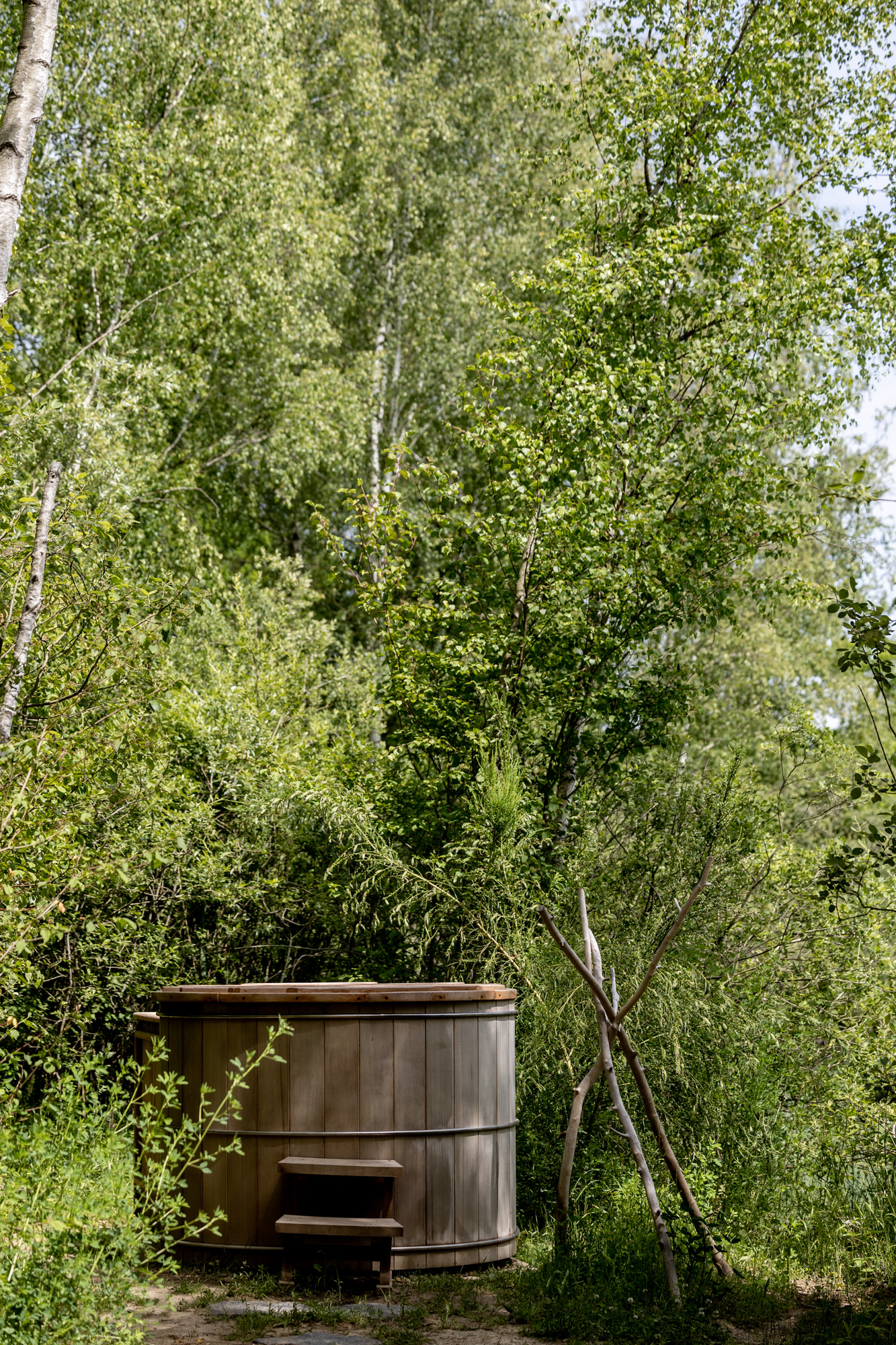 Cabane Spa Souffle d'Emeraude : une expérience unique en Picardie à St-Léger-Aux-Bois — détail architectural