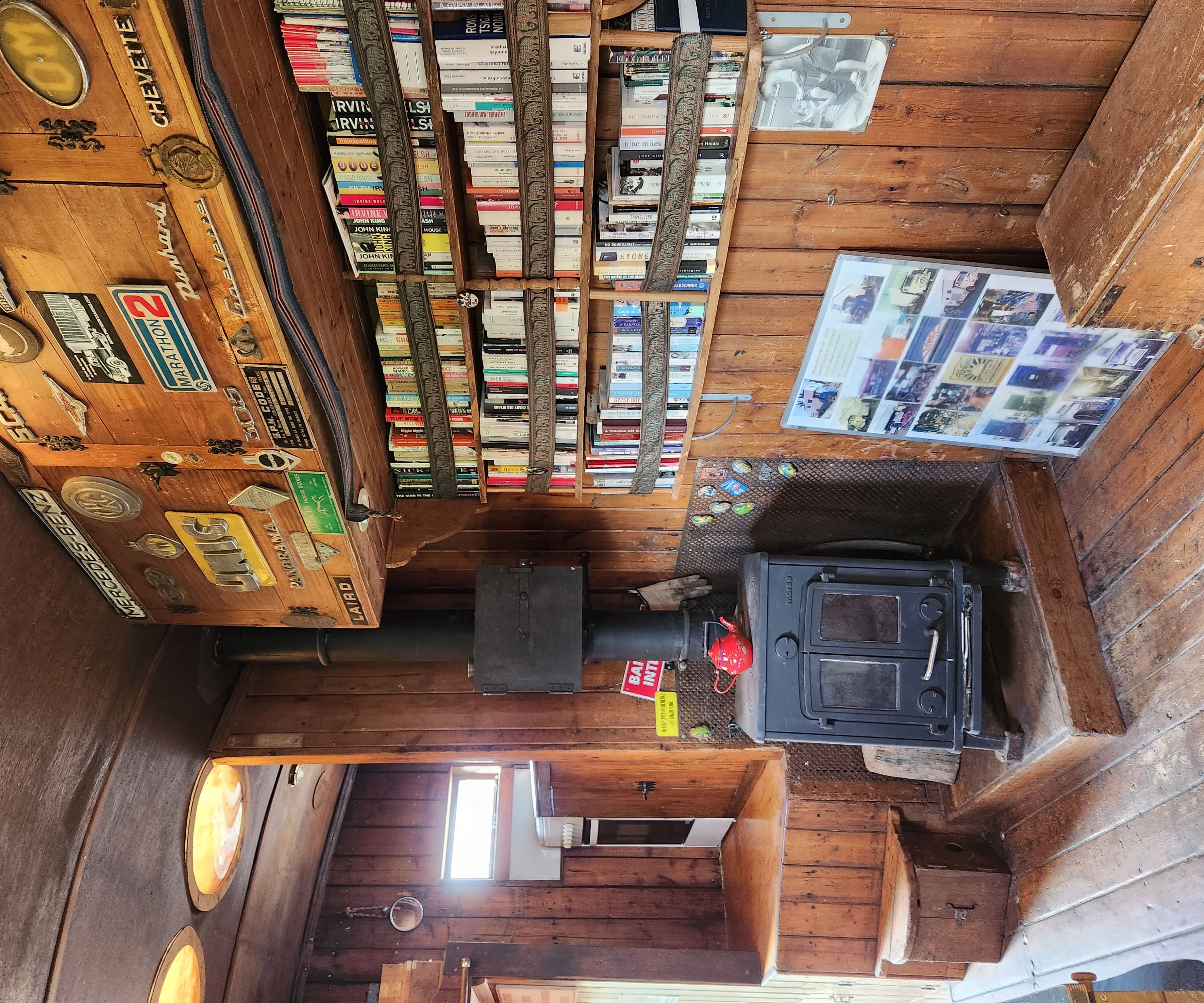 Le Truck-Lodge le ALBION : Une expérience inclassable en Provence à Saint-Andiol — salle de bain