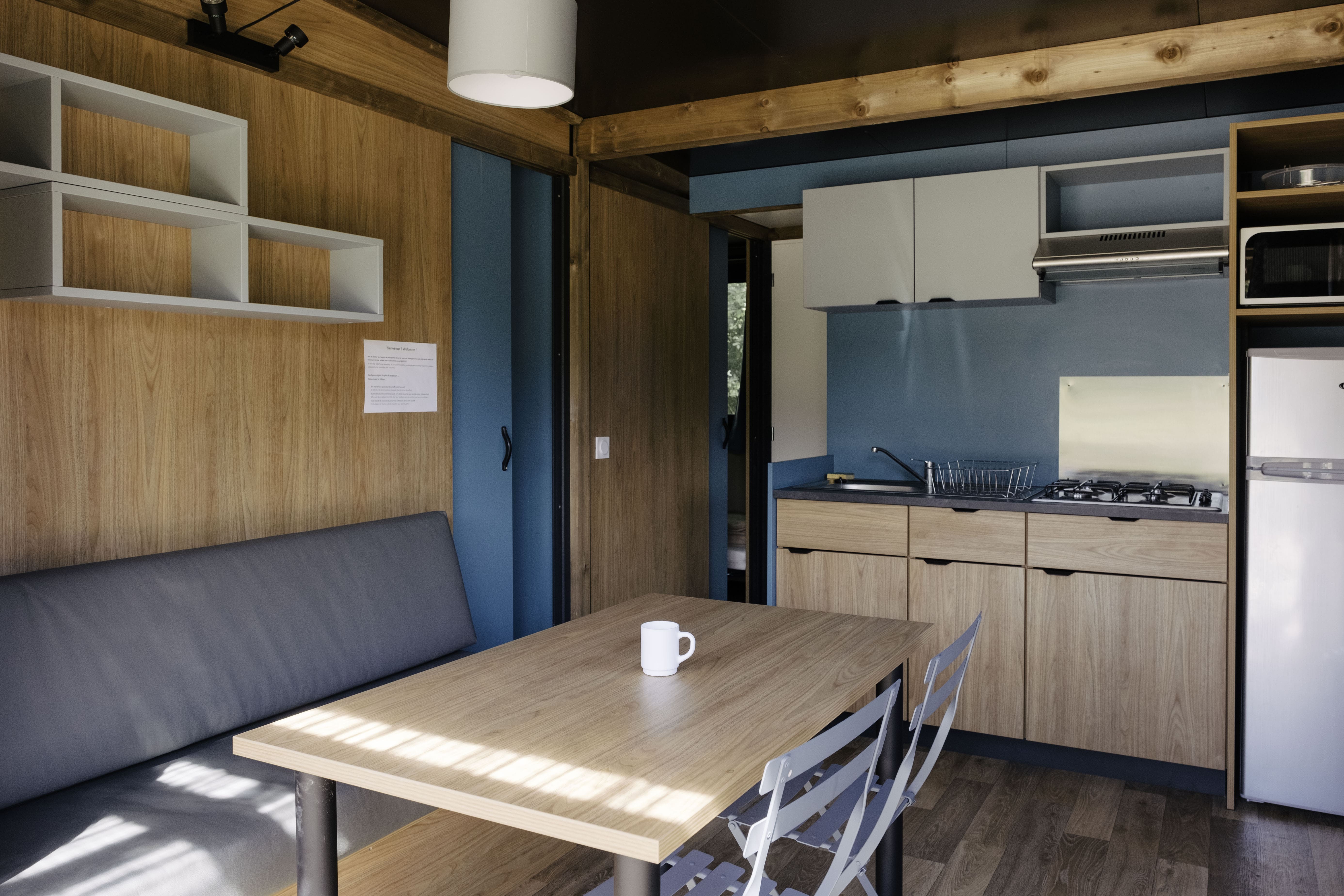 Chalet Evasion Lac de la Siauve — Cabane avec spa à Cantal à Lanobre — chambre