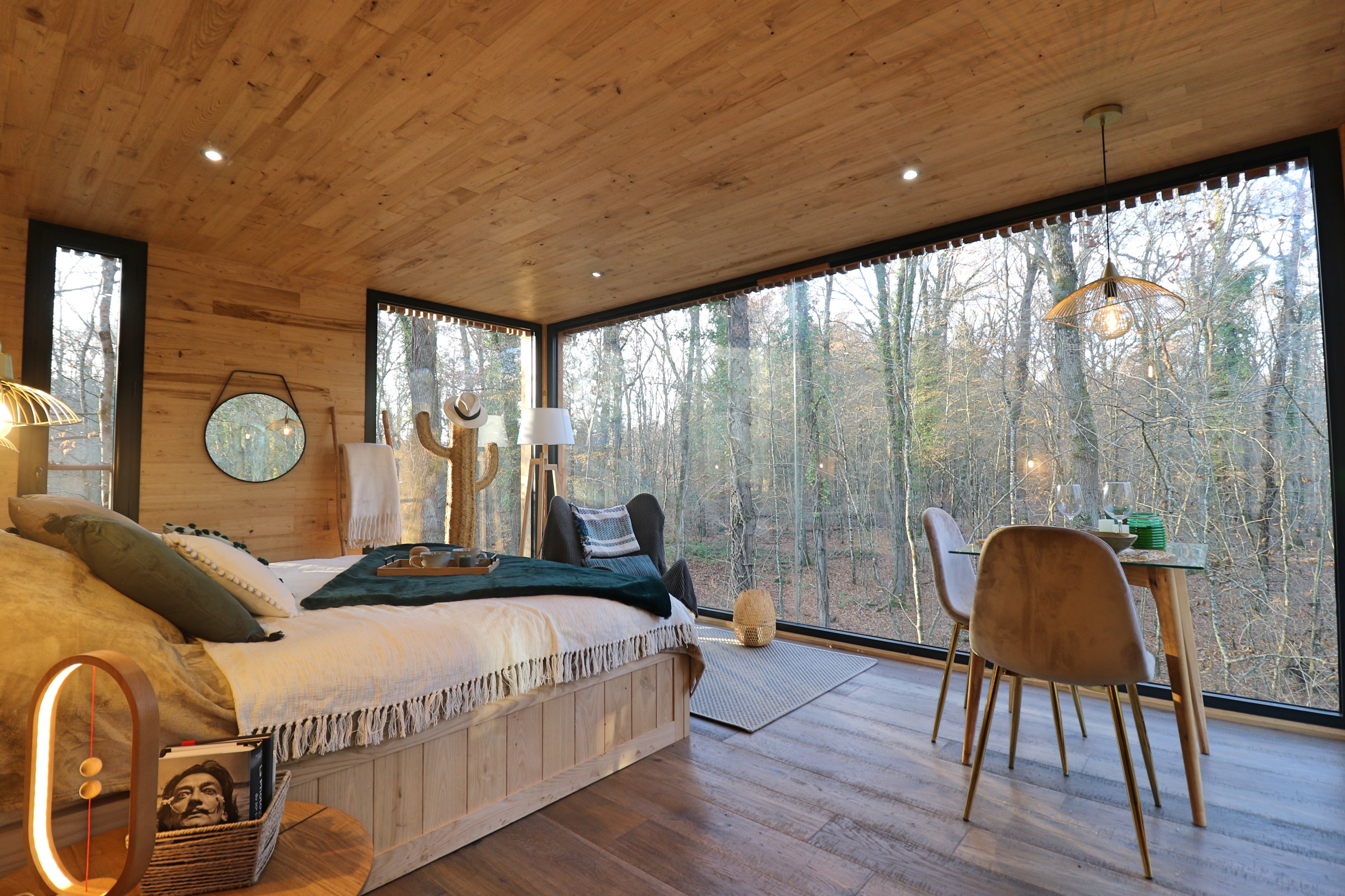 Lodge Essentielle & Spa : Évasion dans les Arbres à Esvres-Sur-Indre — chambre