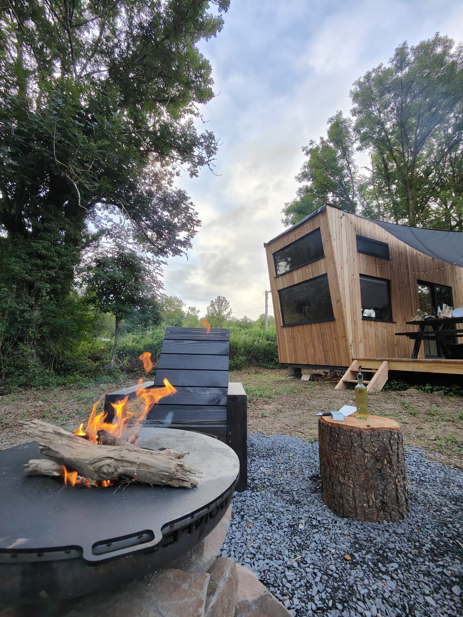 Moose Tiny House Ambur : une escapade insolite en Auvergne à Saint Jacques D'ambur — vue intérieure