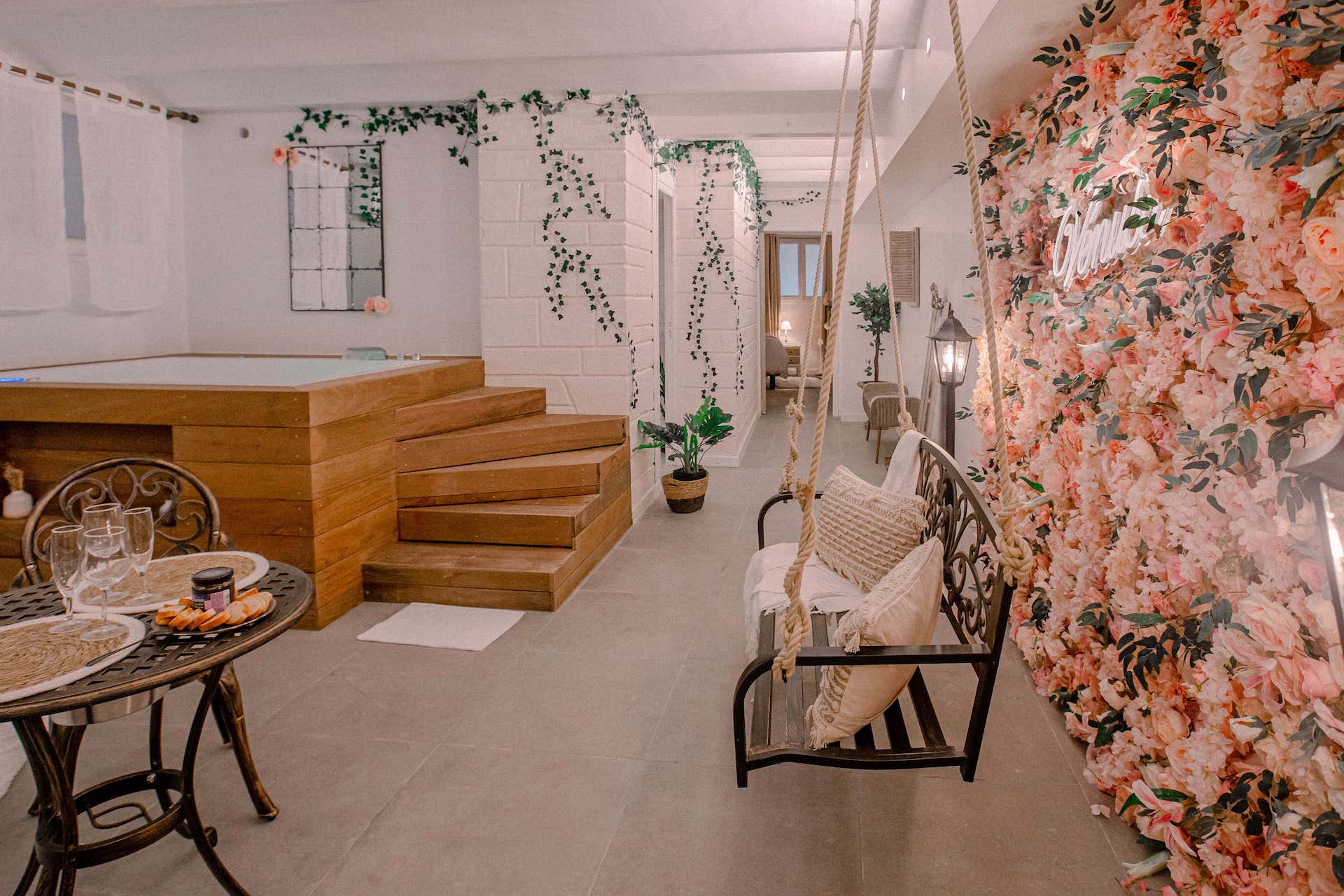 Évasion romantique dans une suite avec spa à Montpellier — Suite à Montpellier