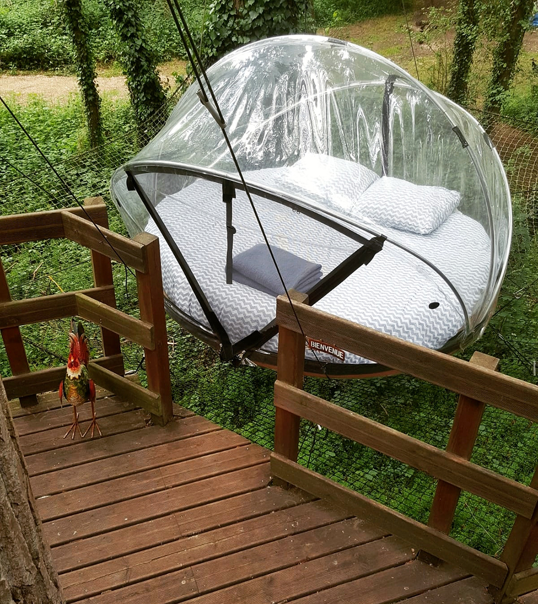 Bulle Mi-Hauteur — Nuit perchée à 5m à La Maison du Rocher à Noisy-Sur-École — chambre