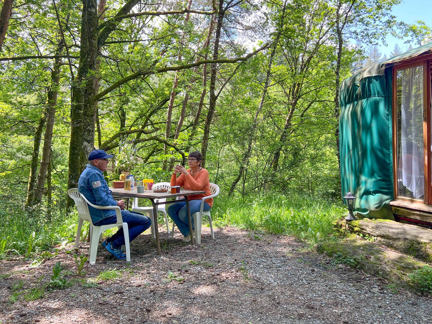 La Yourte Passionata : une immersion au cœur de l'Auvergne à Vitrac — espace de vie
