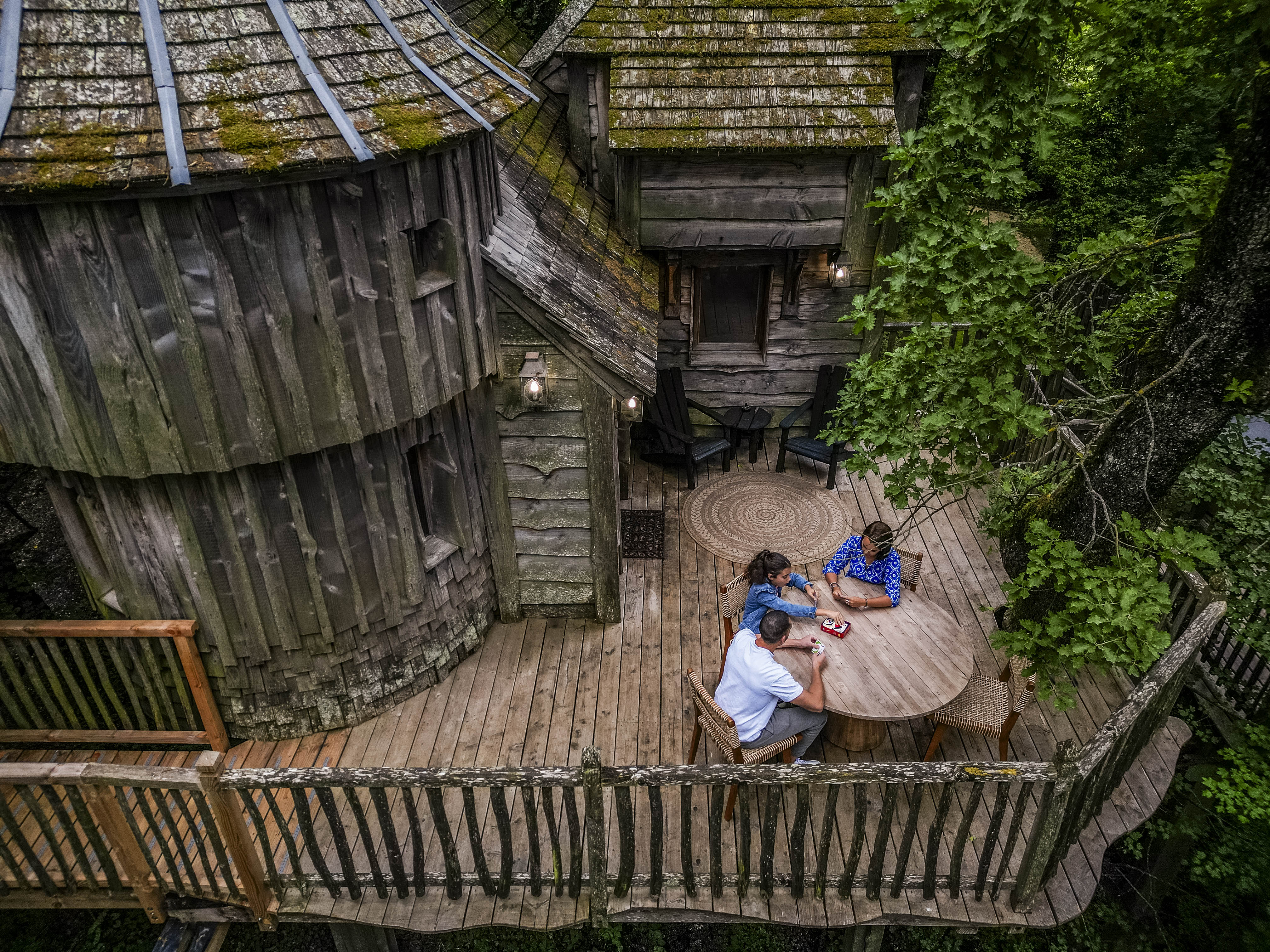 Cabane Château Milandes & Spa : une expérience suspendue en Aquitaine à Beaumontois En Perigord — vue intérieure