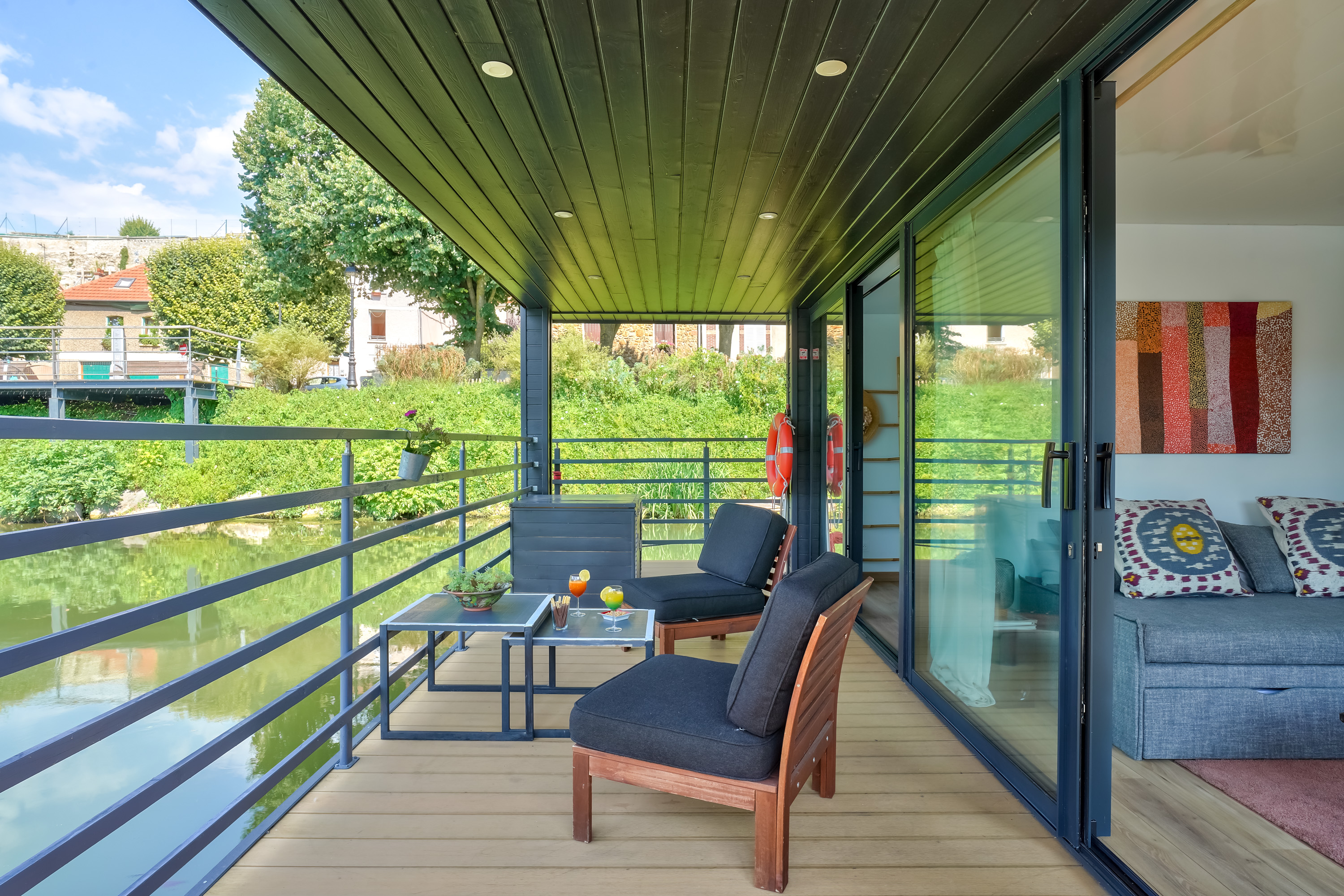 WeStay — Péniche avec vue sur la Seine à Yvelines à Meulan-en-Yvelines — salle de bain