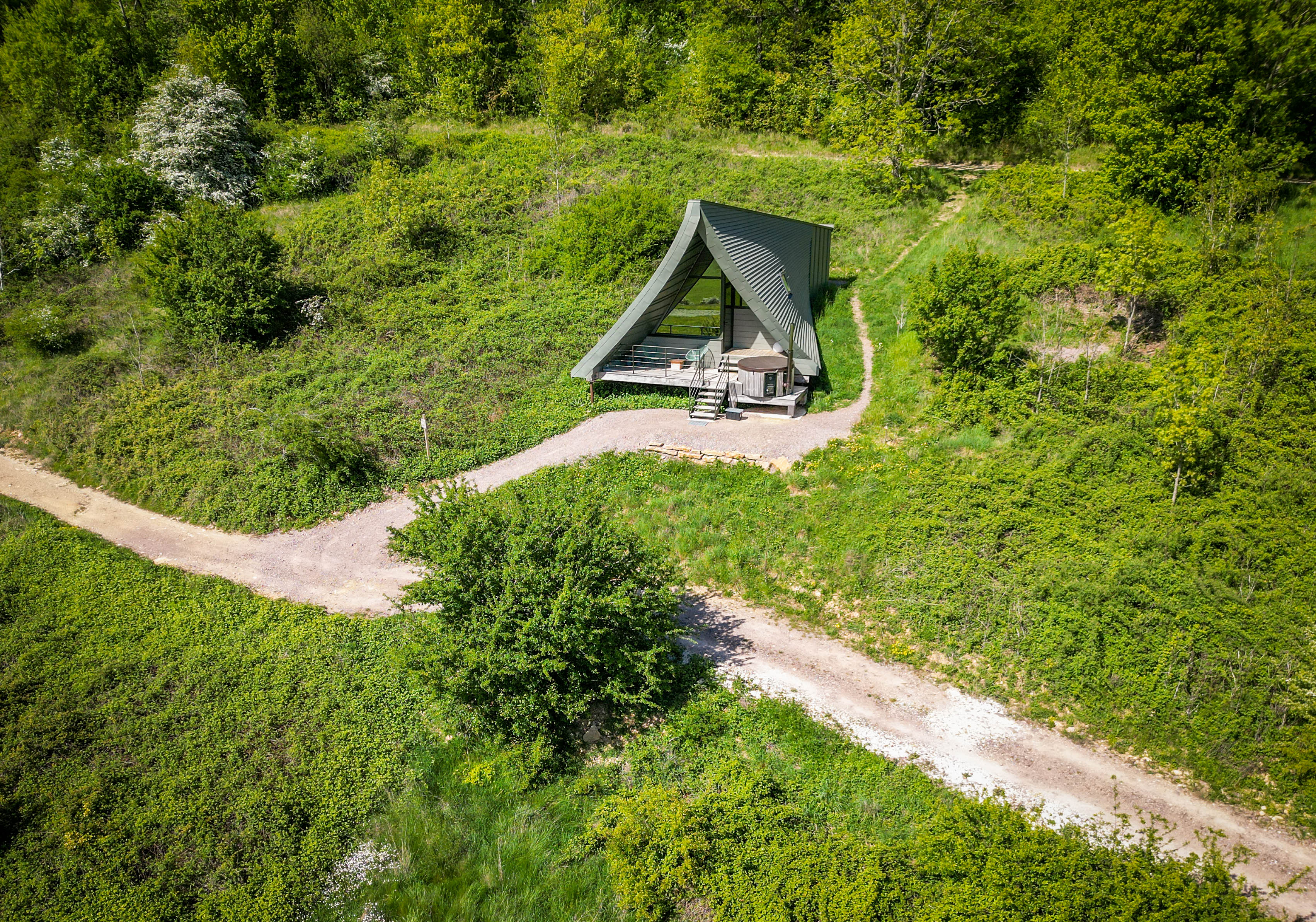 Becos : un ecolodge de luxe au cœur de la nature bourguignonne — Lodge à Massingy-Lès-Vitteaux