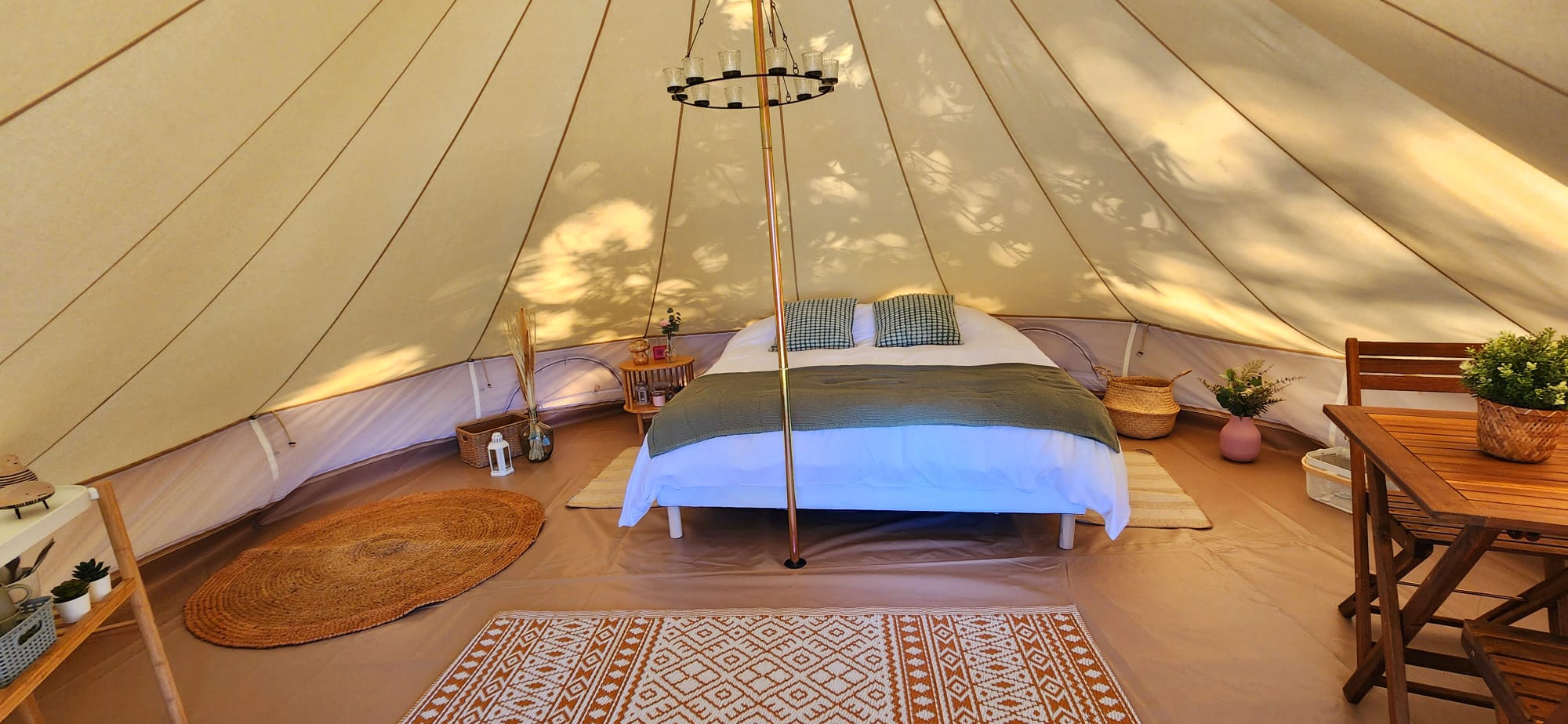 Tente de Monein : une expérience immersive en pleine nature