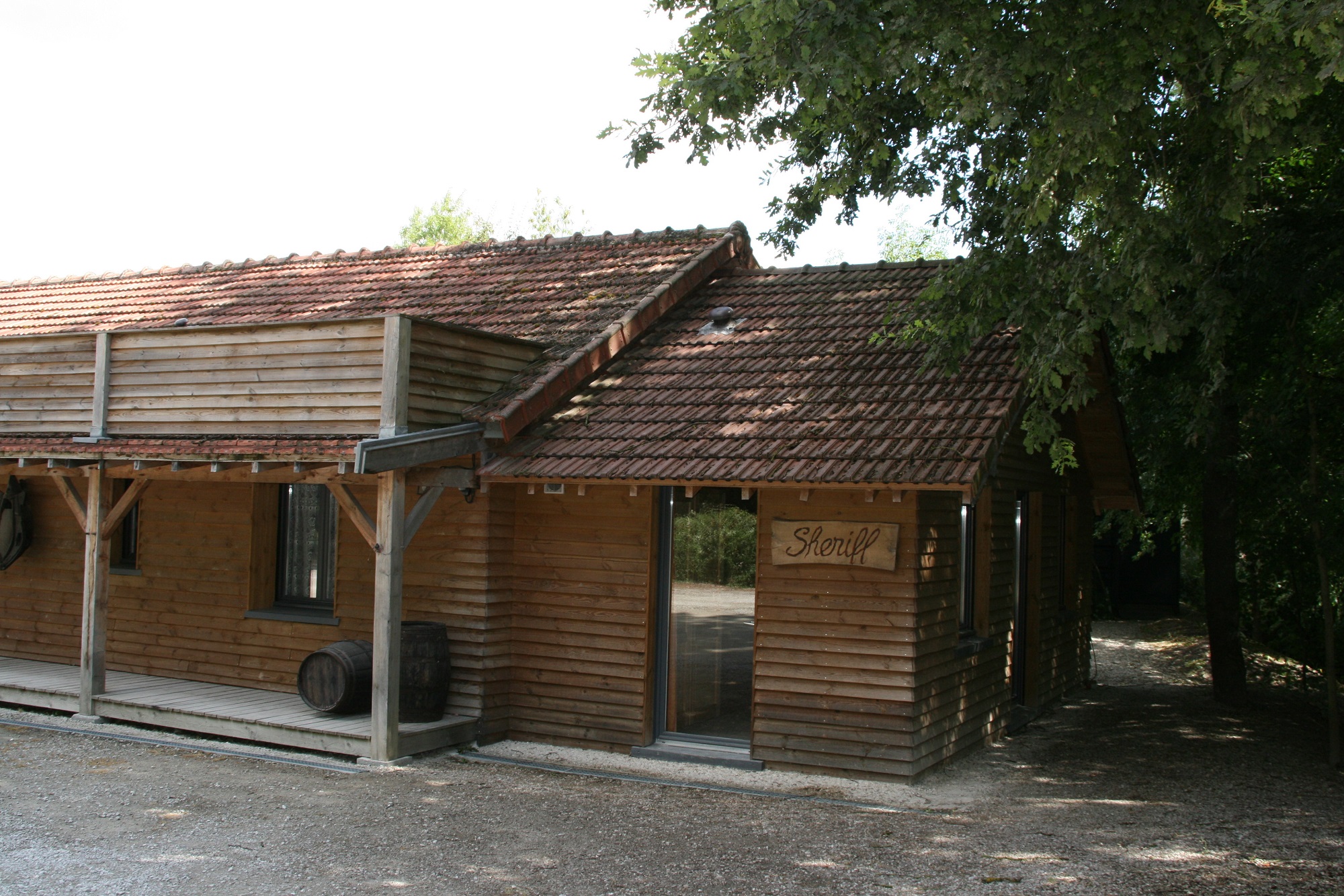 Cottage supérieur n°2 : un chalet enchanteur en Champagne-Ardenne à Barberey St Sulpice — espace de vie