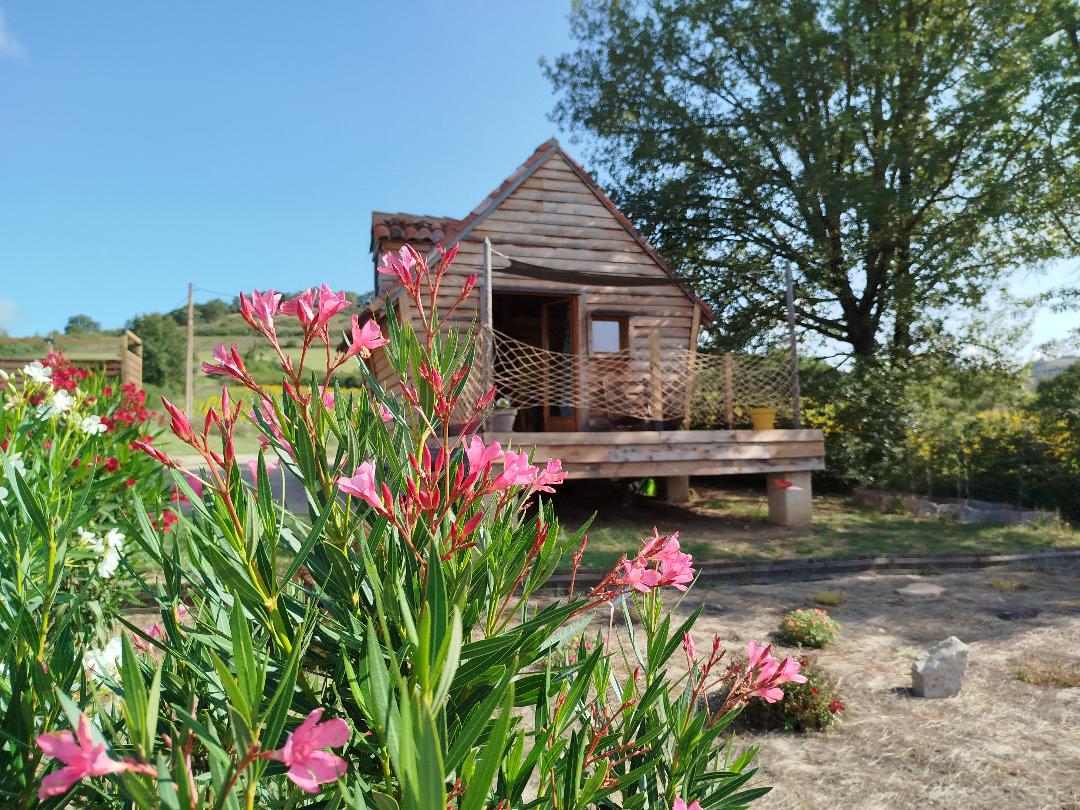 Cabane La Plaisance sur Ciel & SPA : une évasion sensorielle en Midi-Pyrénées à Cordes Sur Ciel — vue intérieure