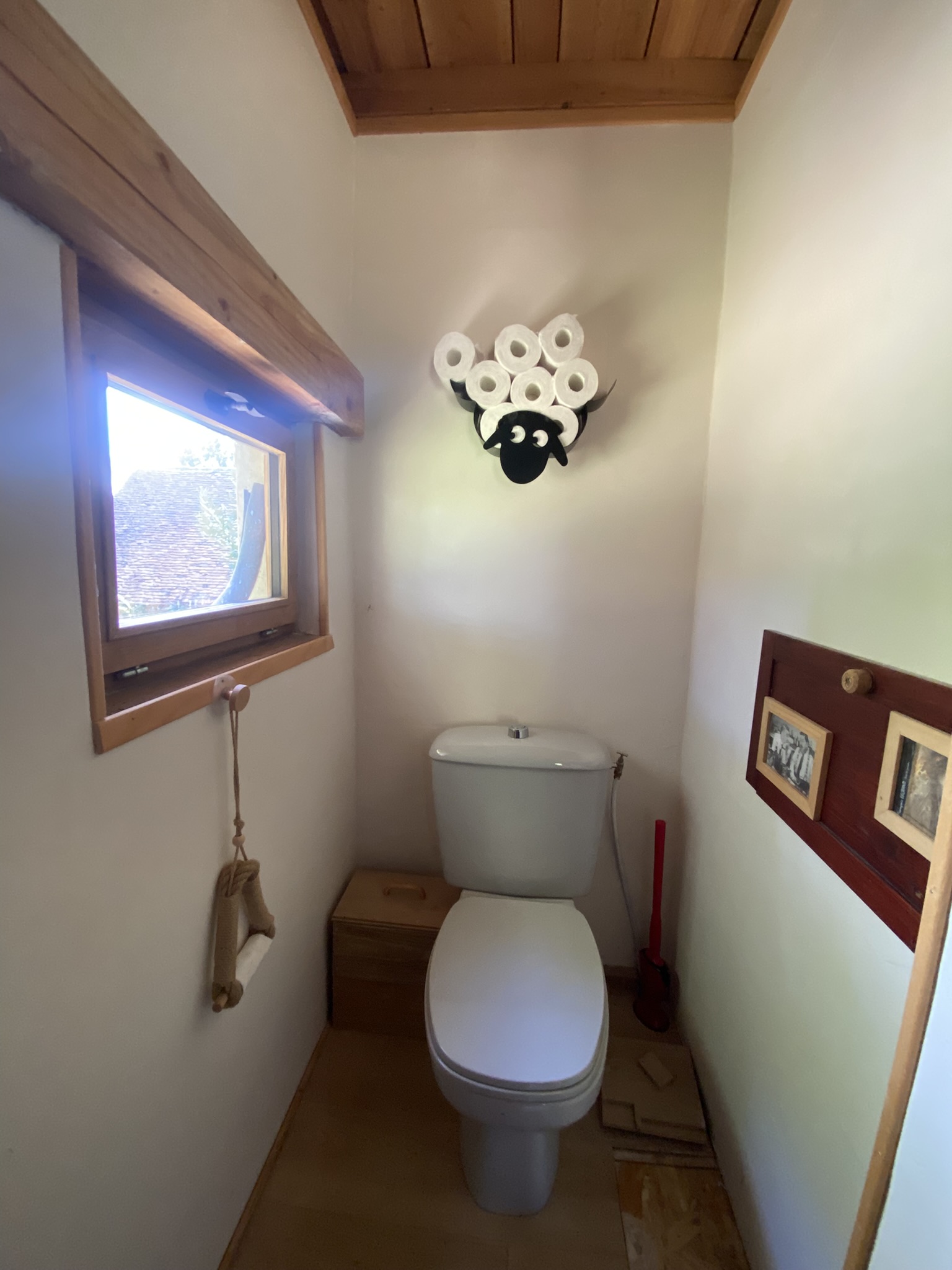 La Cabane dans le chêne tricentenaire — Cabane dans les arbres avec spa en Corrèze à Brive-la-Gaillarde — vue depuis la terrasse