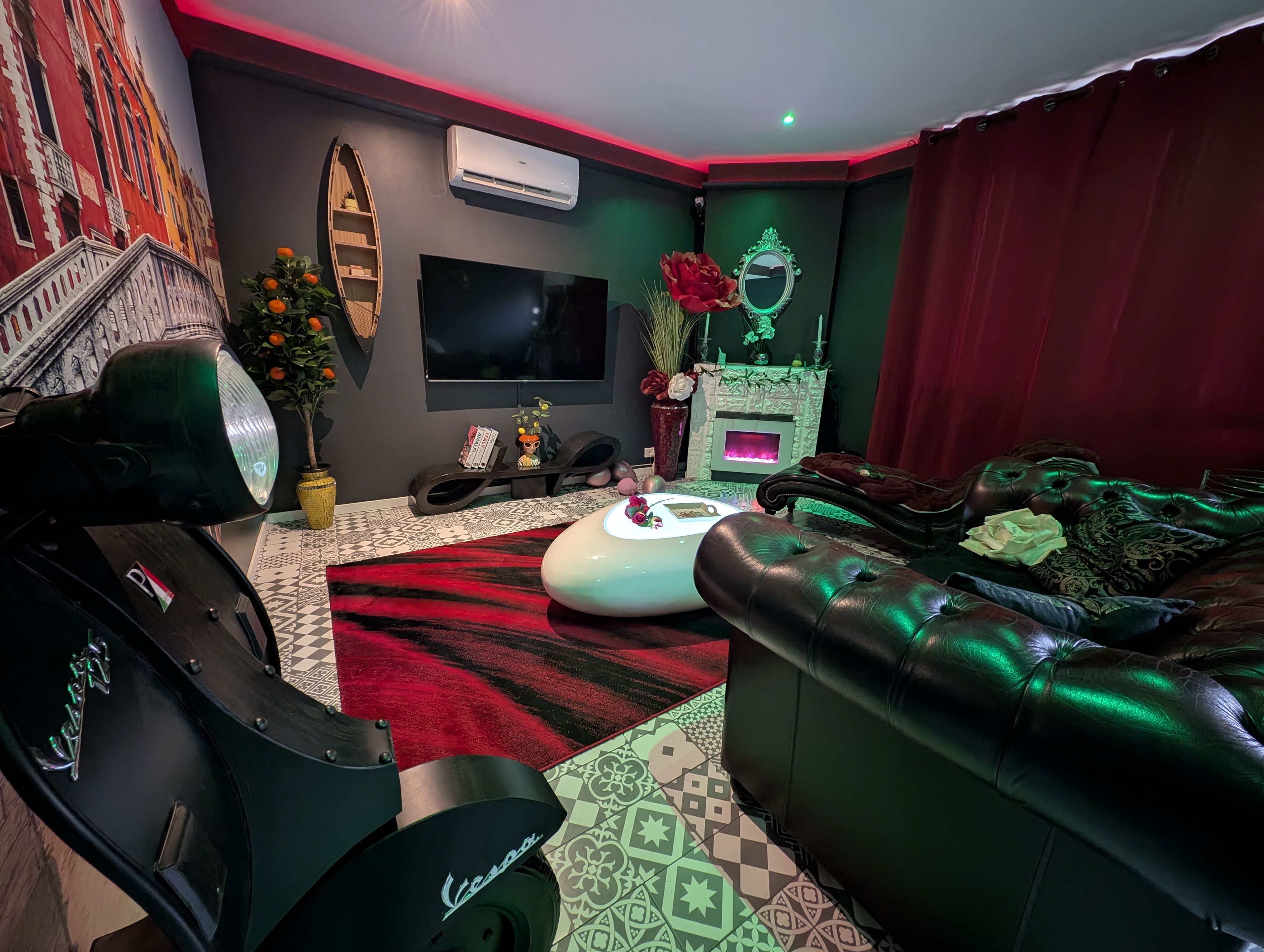 Nuit insolite avec Spa — Maison immersive à Passage d’Agen (Lot-et-Garonne) à Agen — vue intérieure