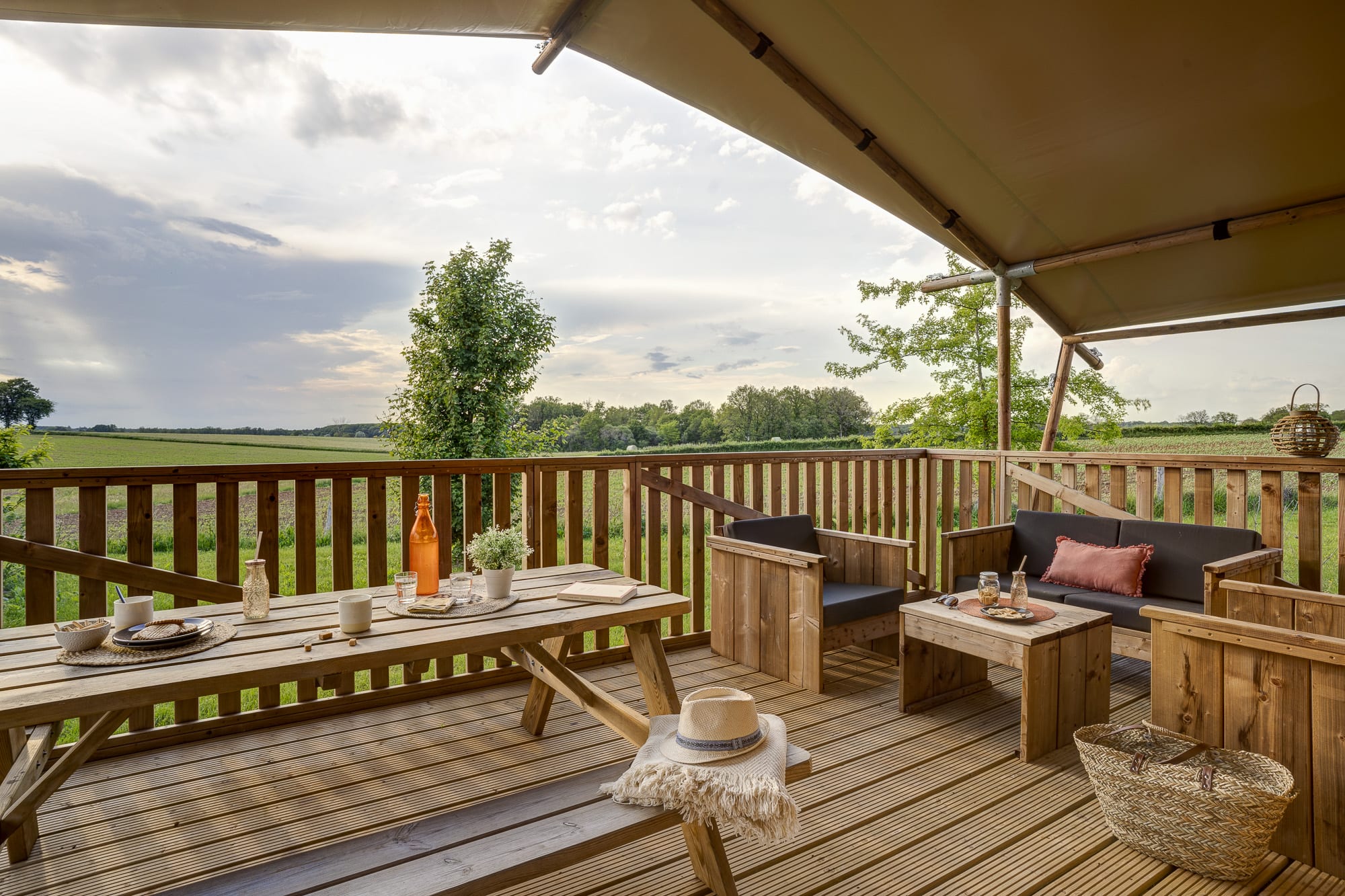 Lodge Serval : une expérience safari au cœur de la nature — Lodge à Pressac