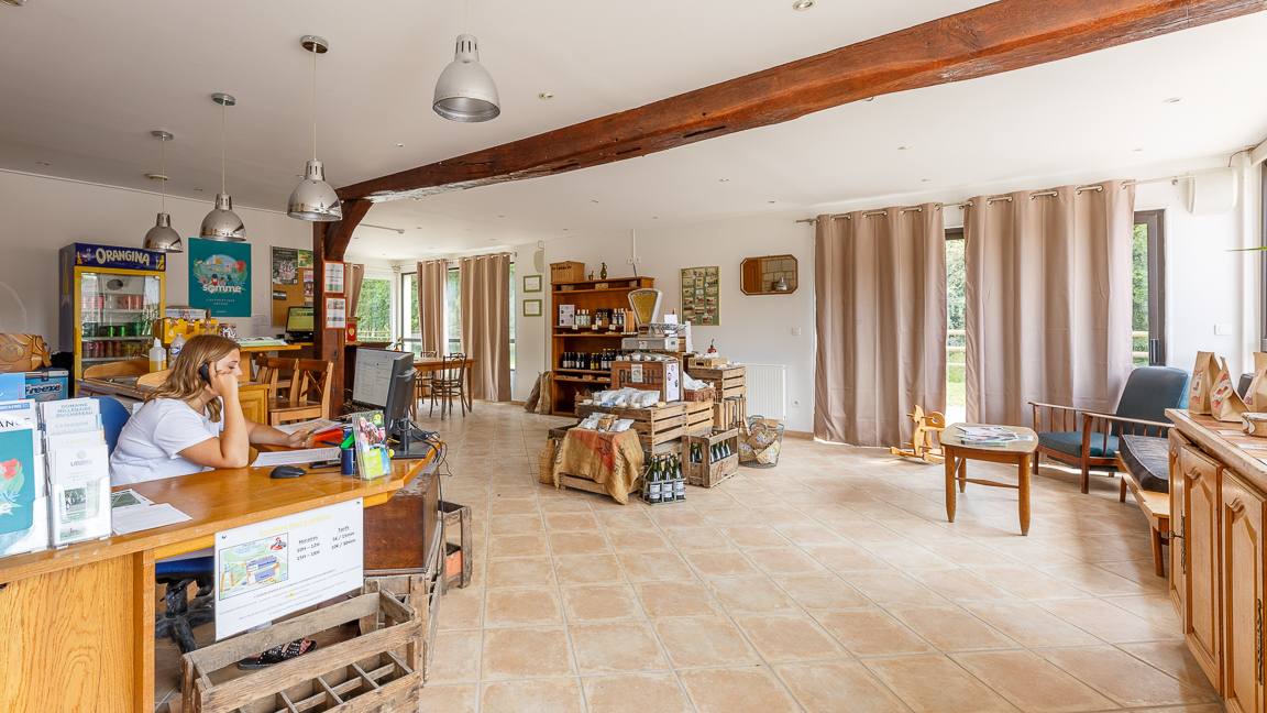Roulotte 2 : une escapade insolite en Picardie à Beauchamps — détail architectural