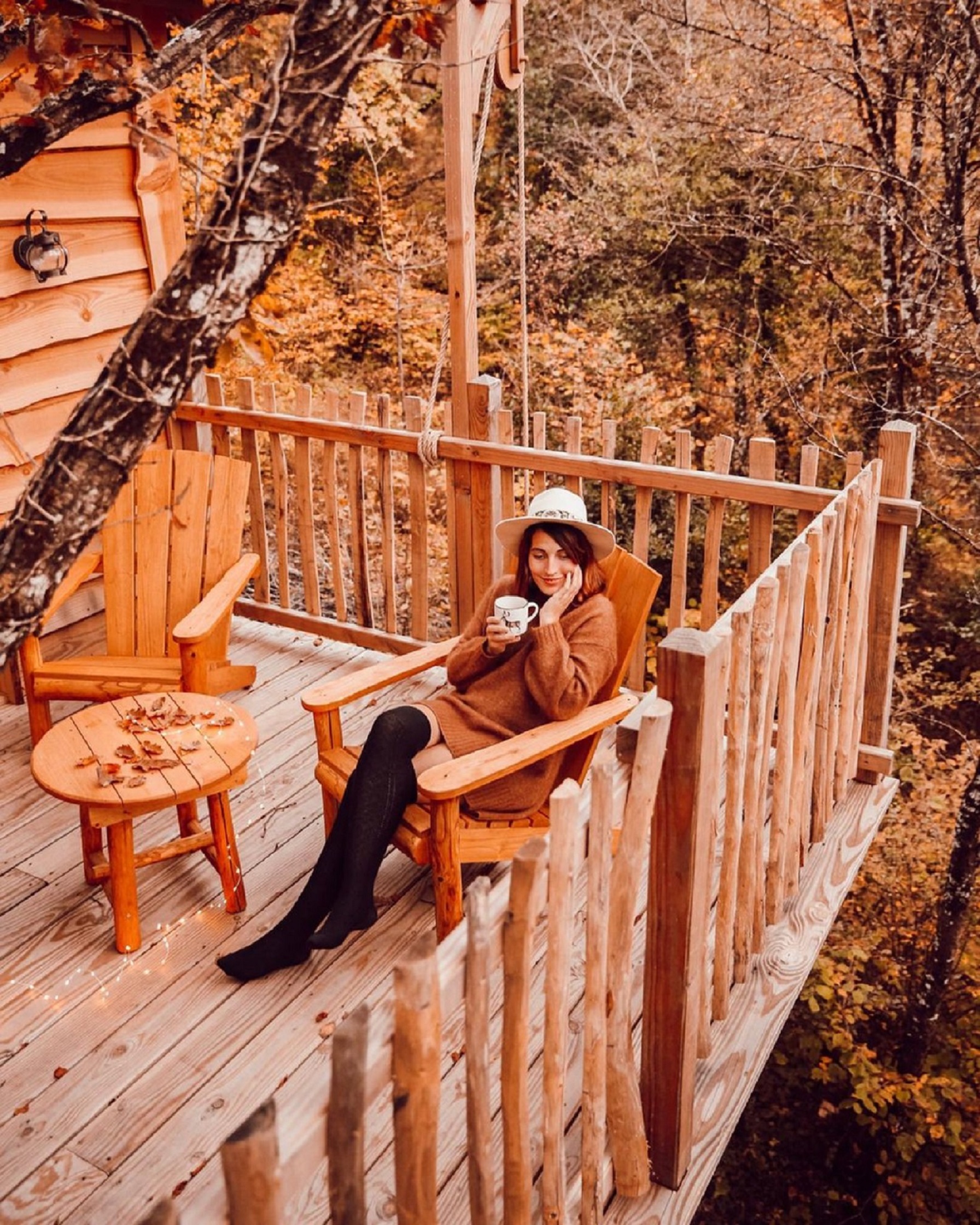 Cabane Spa Écureuil : une évasion dans les arbres en Franche-Comté à Bonlieu — environnement naturel