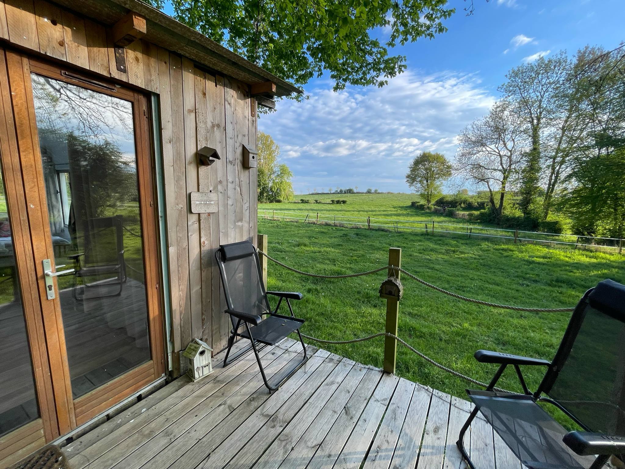 La cabane "L'Atelier du Peintre" — Cabane sur pilotis avec spa à Nord à Le Cateau-Cambrésis — salle de bain