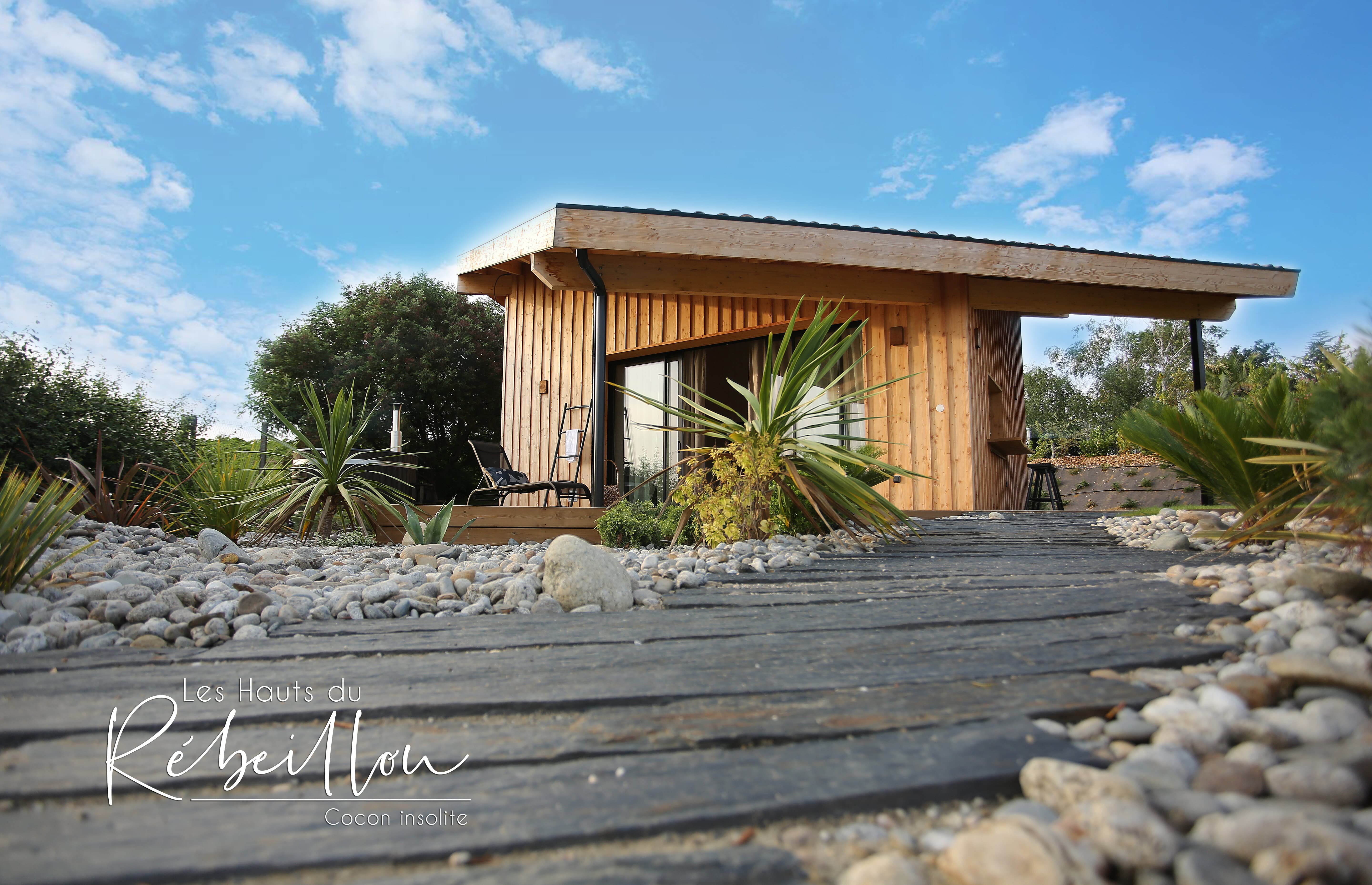 La Cabane des Hauts Du Rebeillou — Cabane Spa à Haute-Garonne
