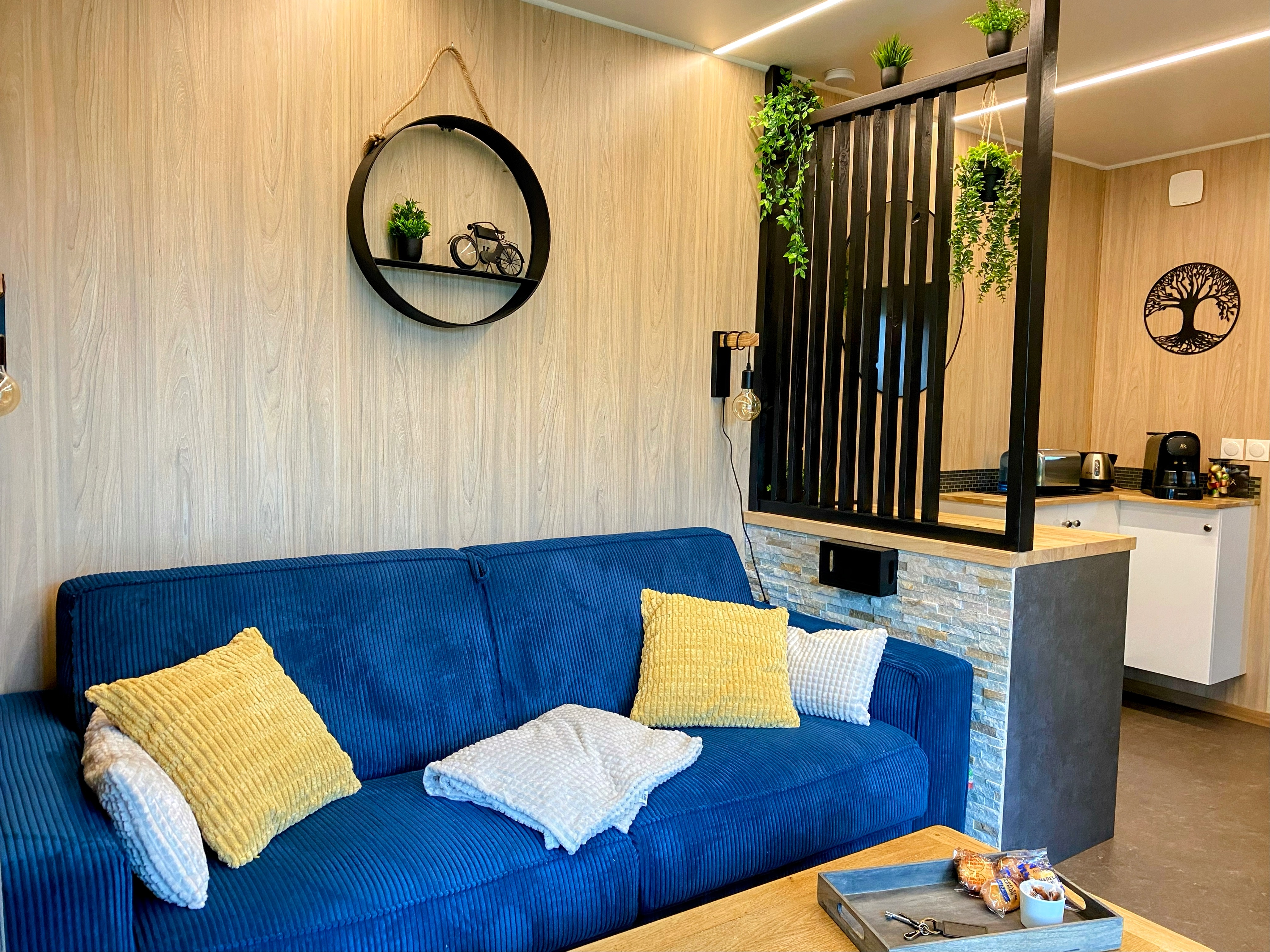 Le petit gîte de Mag : une tiny house au cœur de la Bretagne à Plouha — chambre