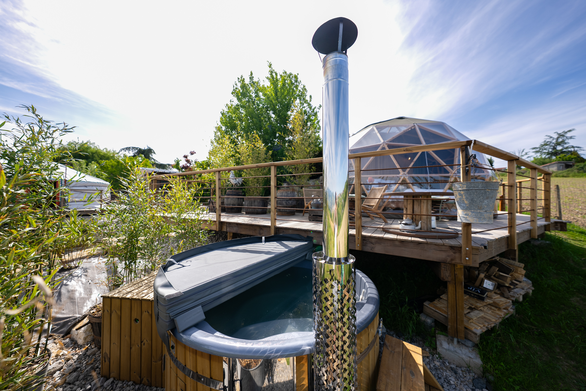 La bulle du coq & Spa — Nuit étoilée en Loire à Saint-Étienne — chambre