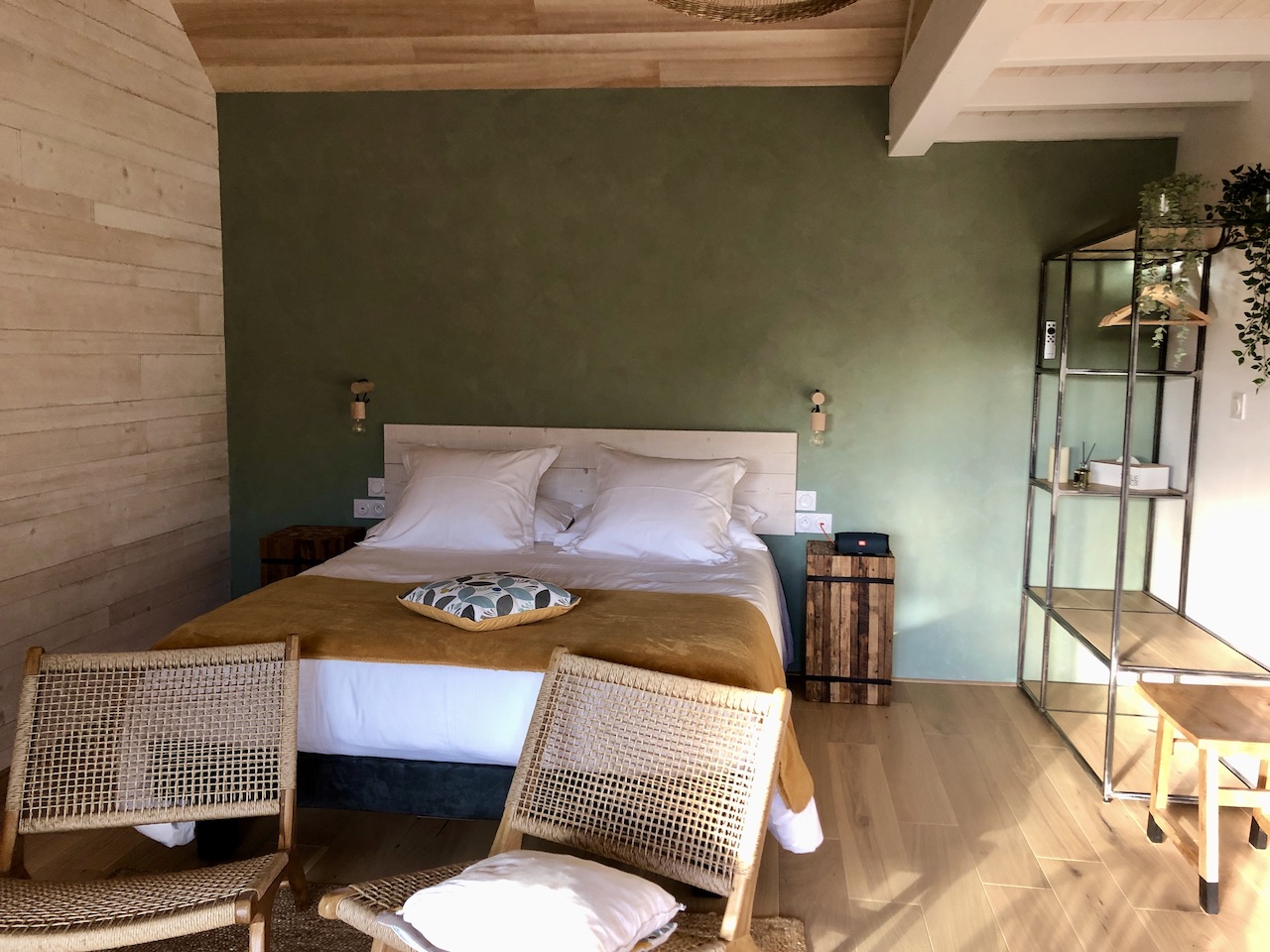 Lodge Spa privatif Songe : une évasion sensorielle en Auvergne à Marchal — chambre