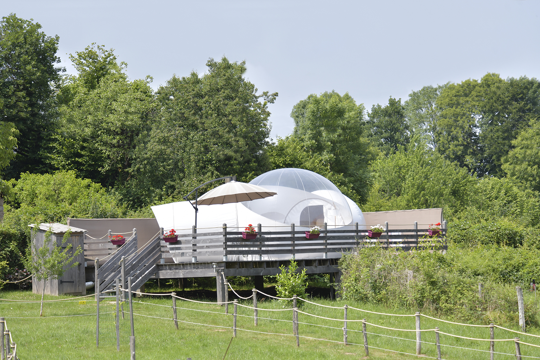 Bulle Écureuil : une échappée en Bourgogne à Quarré-Les-Tombes — espace de vie