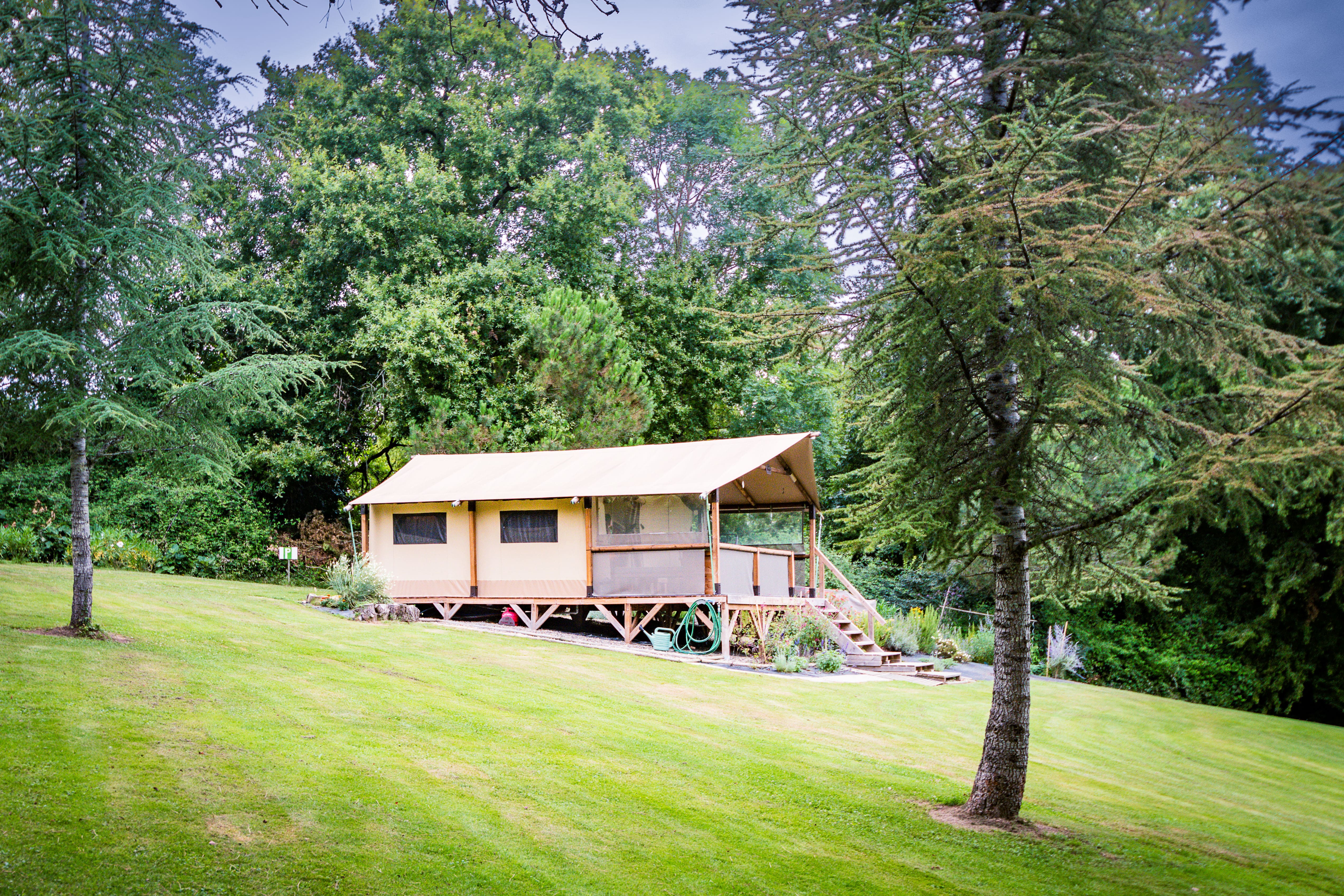 Vivez l'expérience d'un lodge safari au cœur des Midi-Pyrénées