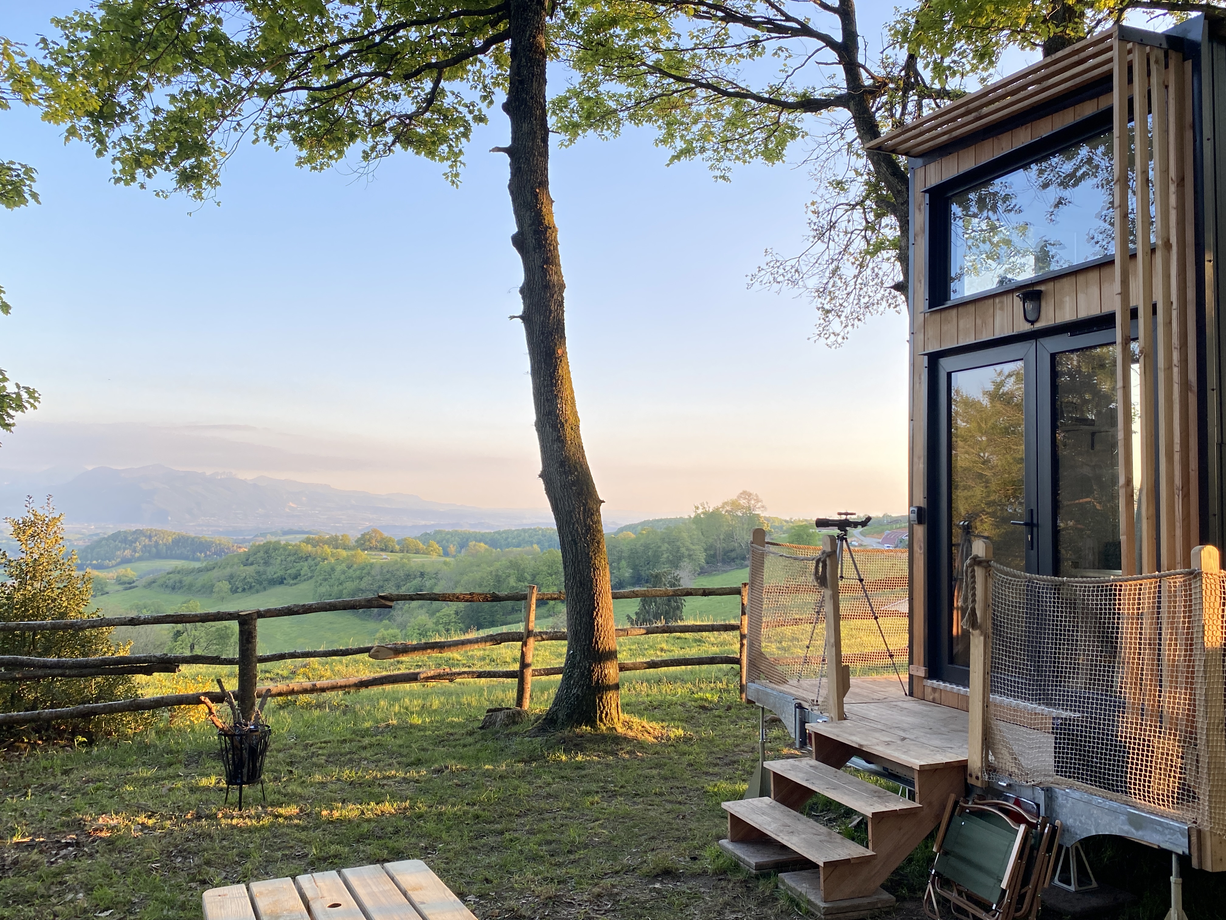 Tiny house avec vue imprenable sur le Vercors à Bessins — chambre