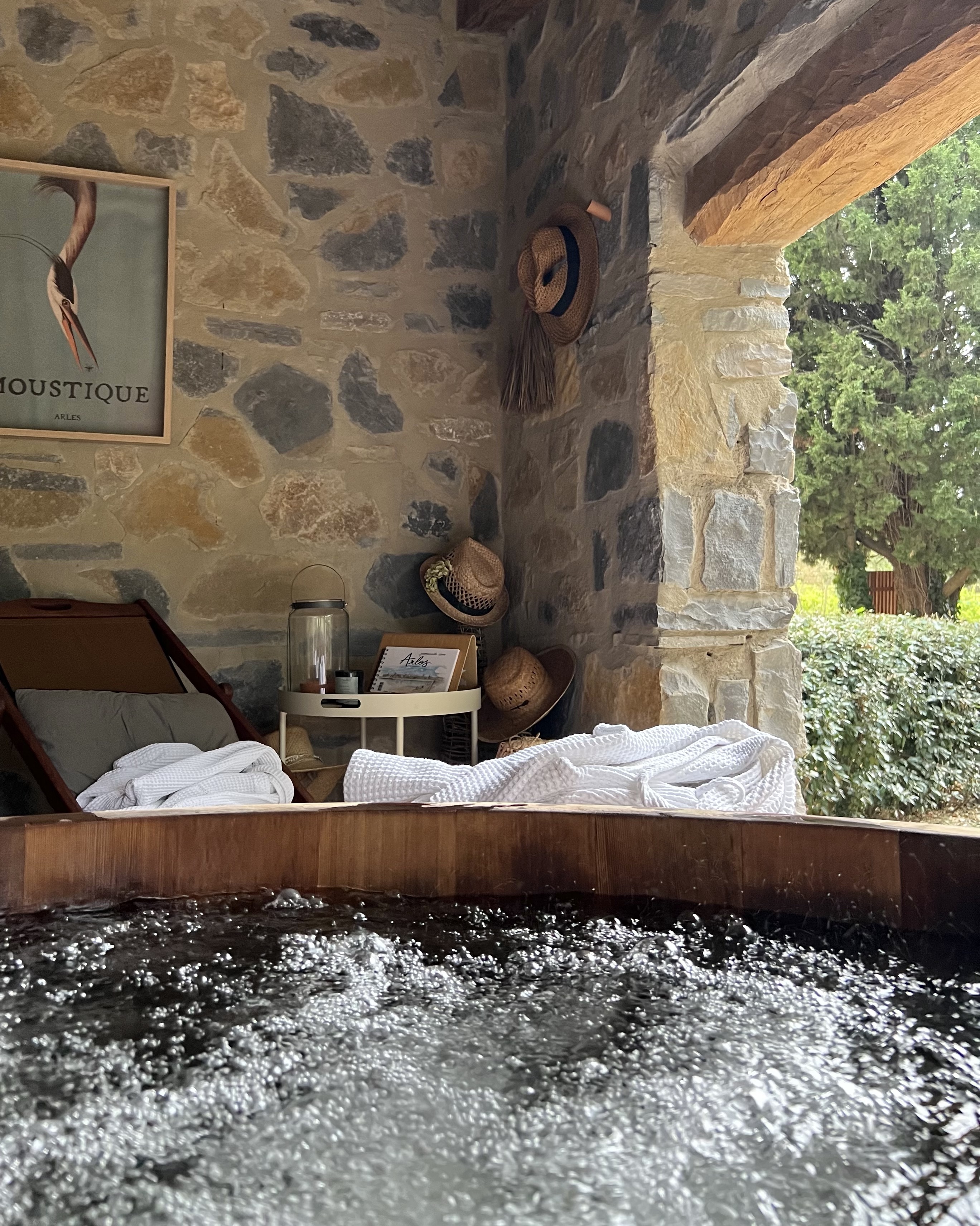 BOISBOLCHET ECOLODGE & SPA — Ecolodge avec spa à Gard à Alès — vue intérieure