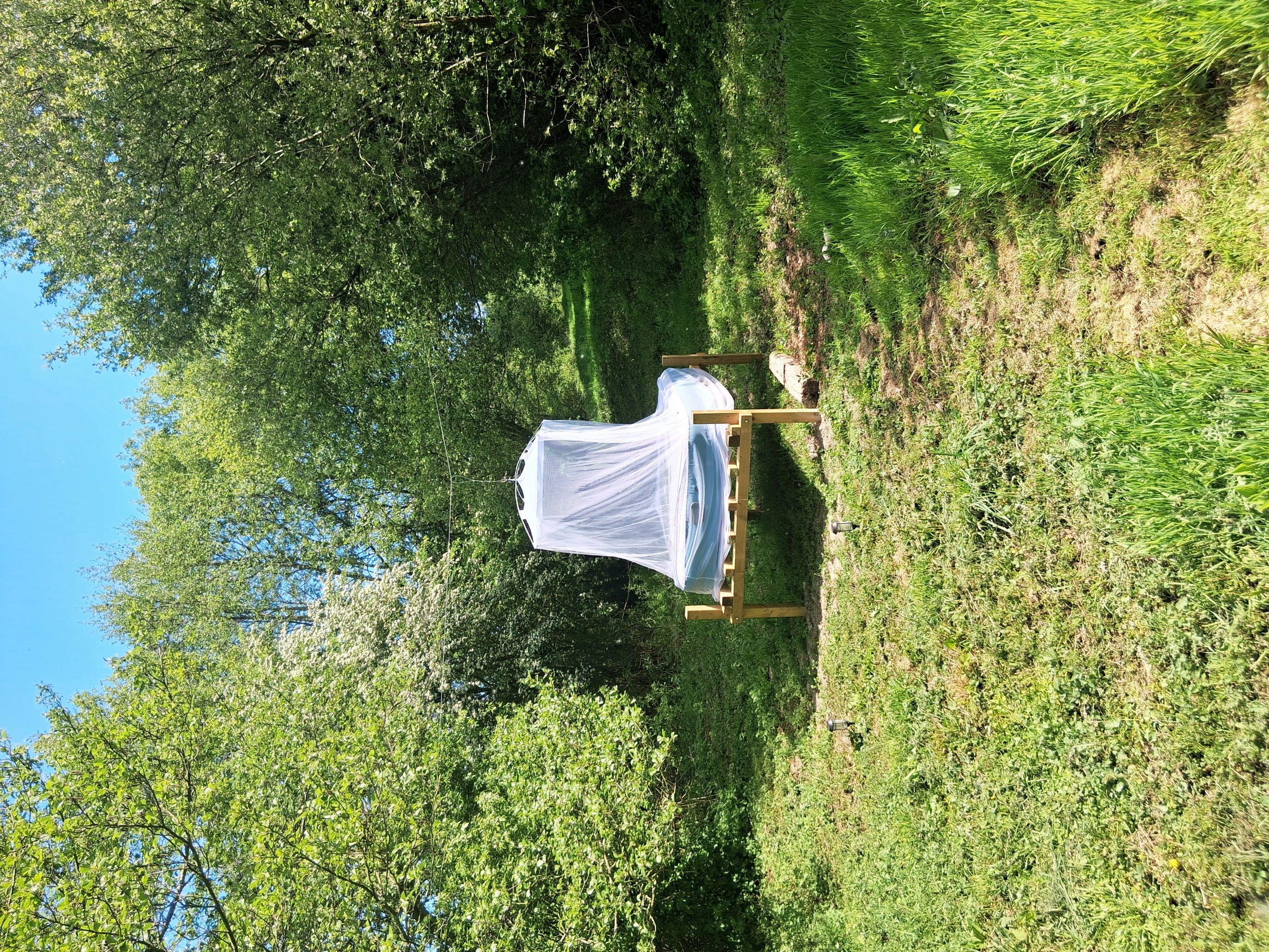 Gîte Spa Amazonia — Tiny House avec spa à Calvados à Caen — environnement naturel