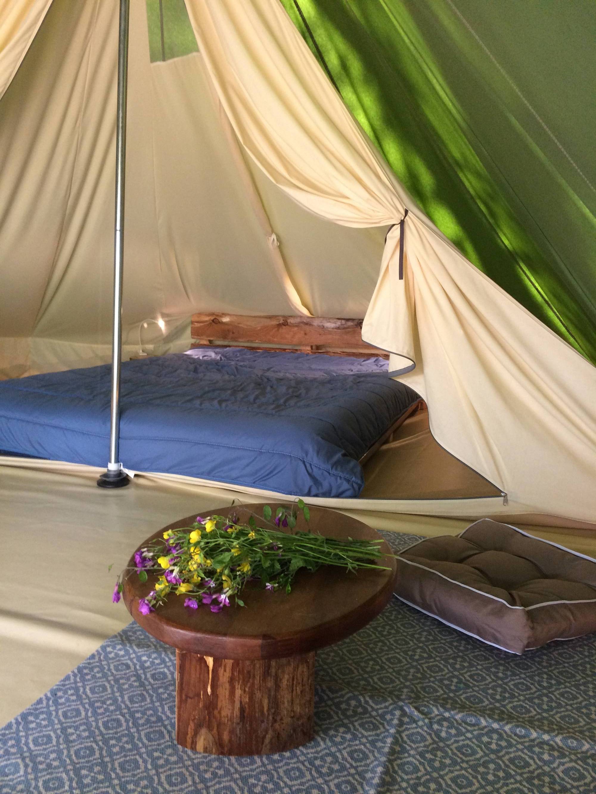 Tente Castor — Camping cocooning avec spa en Ardèche à Le Teil — espace de vie