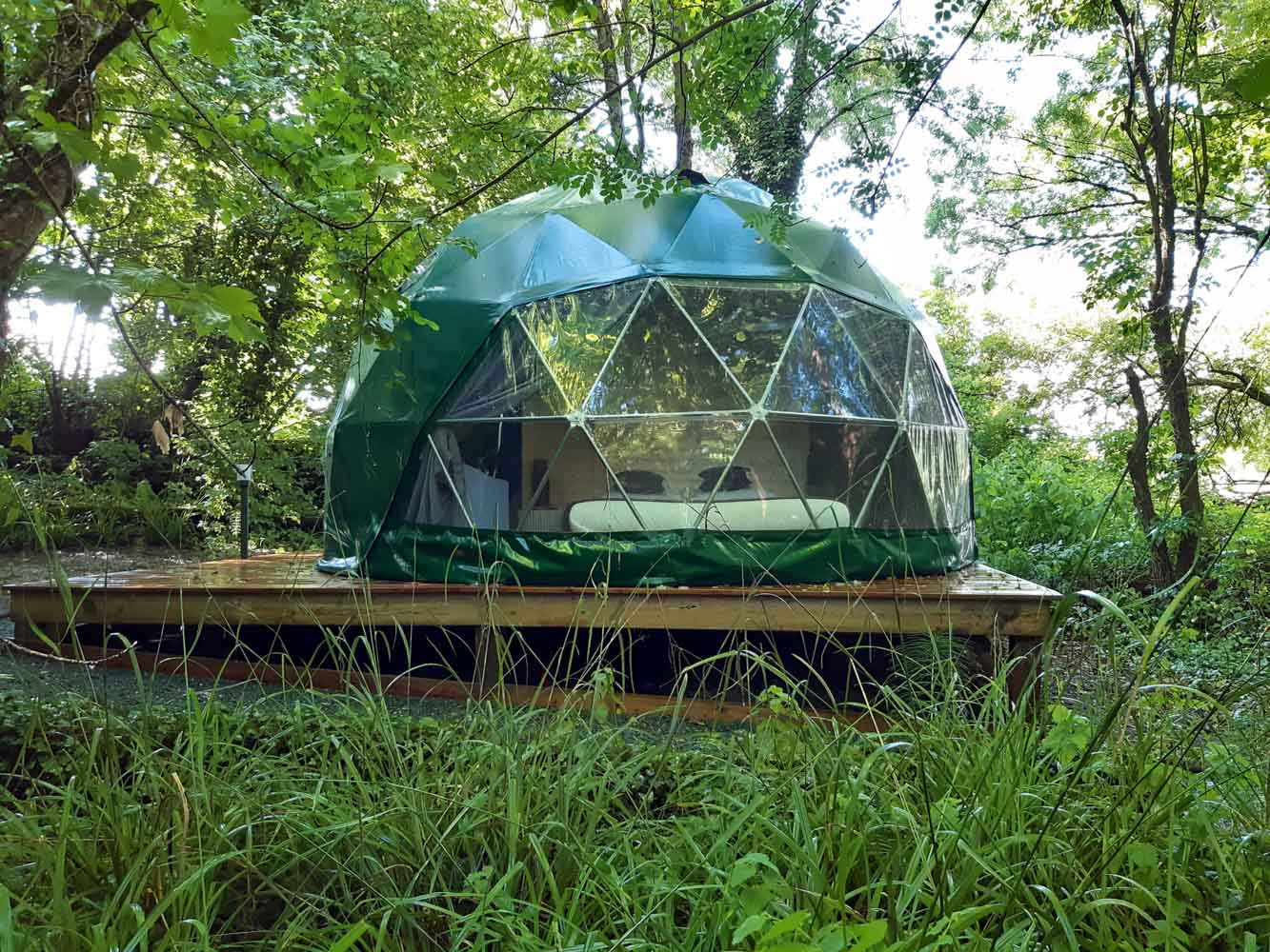 Géode Peuplier Argenté — Dôme avec jacuzzi à La Réole (Gironde) à La Réole — espace de vie