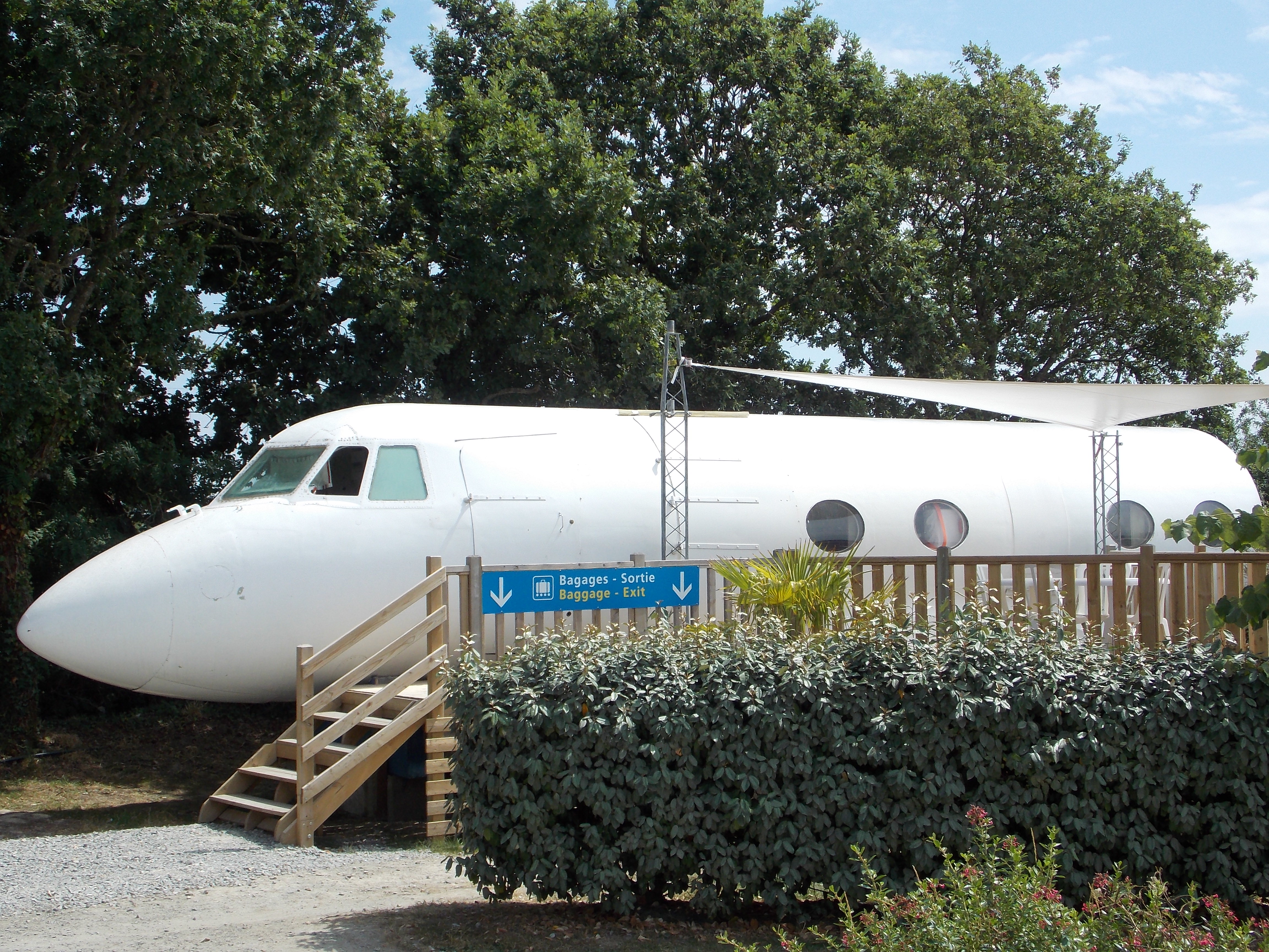 Avion GRUMMAN — Nuit unique dans un avion à Loire-Atlantique