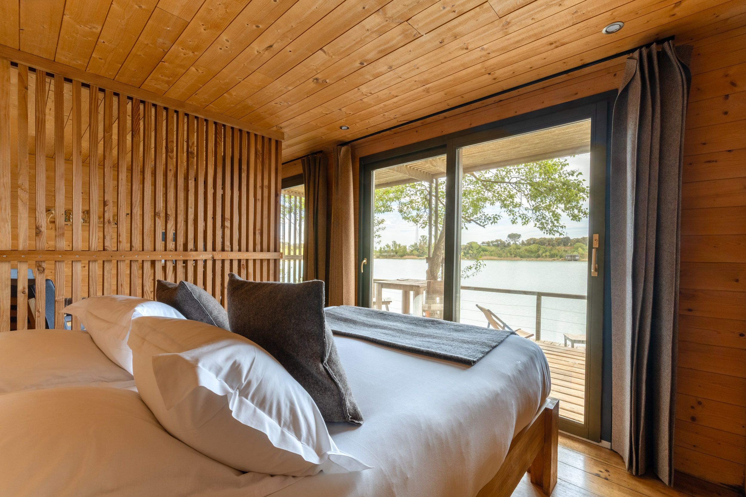 Cabane Spa Idylle : une évasion sur pilotis en Provence à Sorgues — cuisine