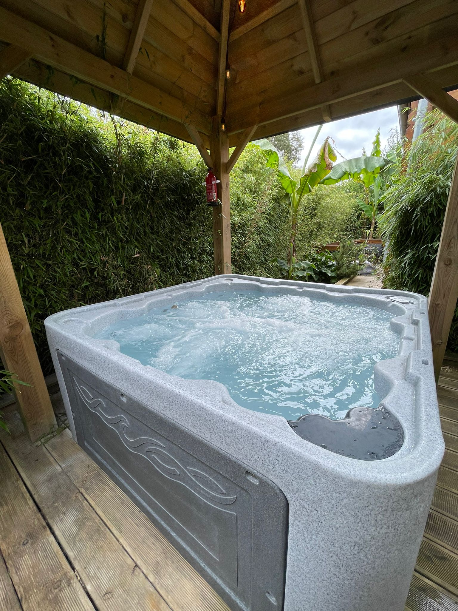 Le Cottage avec spa PRIVATIF n°5 — Chalet cosy à Plouha en Côtes-d'Armor à Plouha — vue intérieure