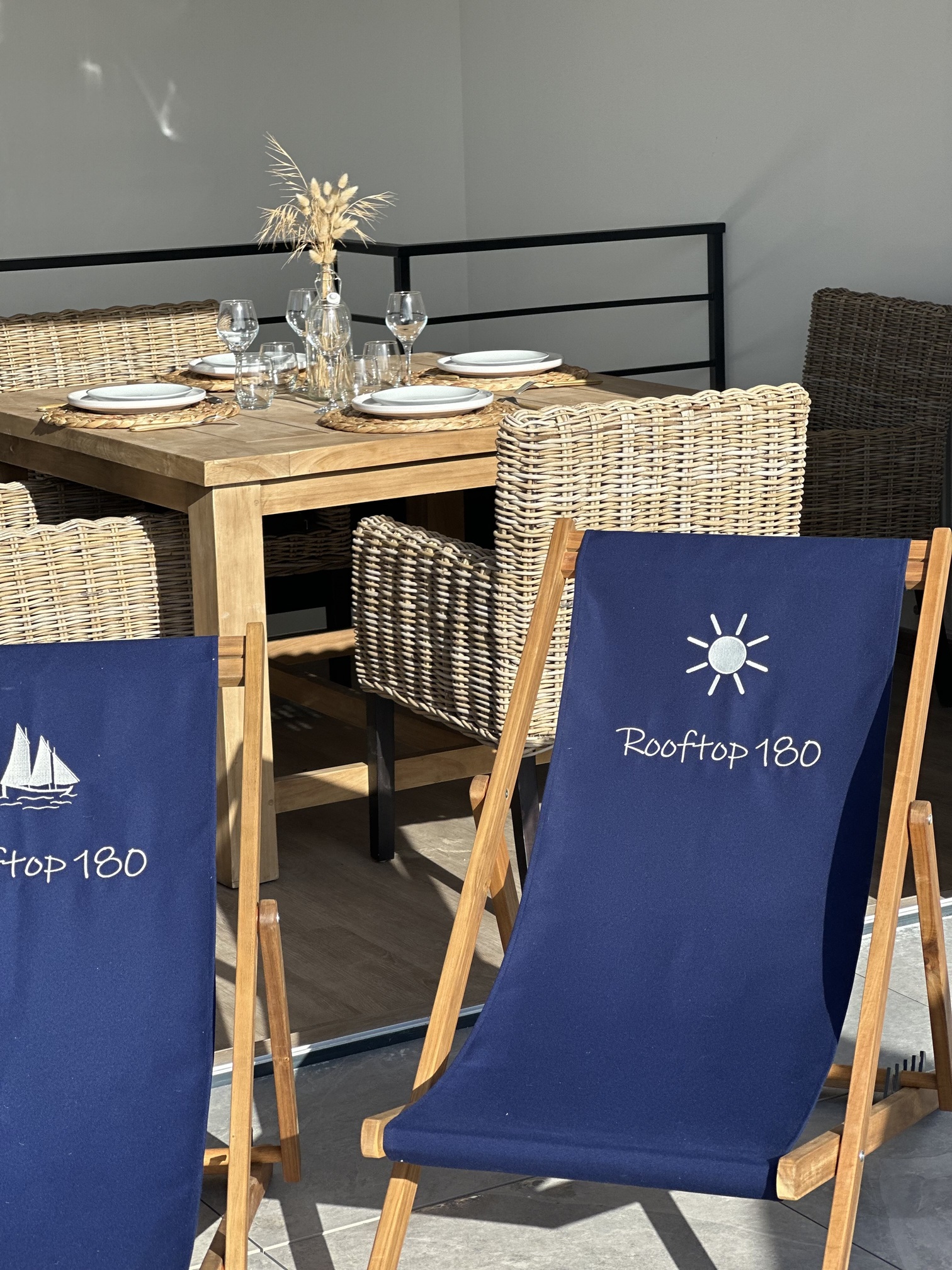 Rooftop 180 — Maison insolite avec vue panoramique à Manche à Saint-Lô — cuisine